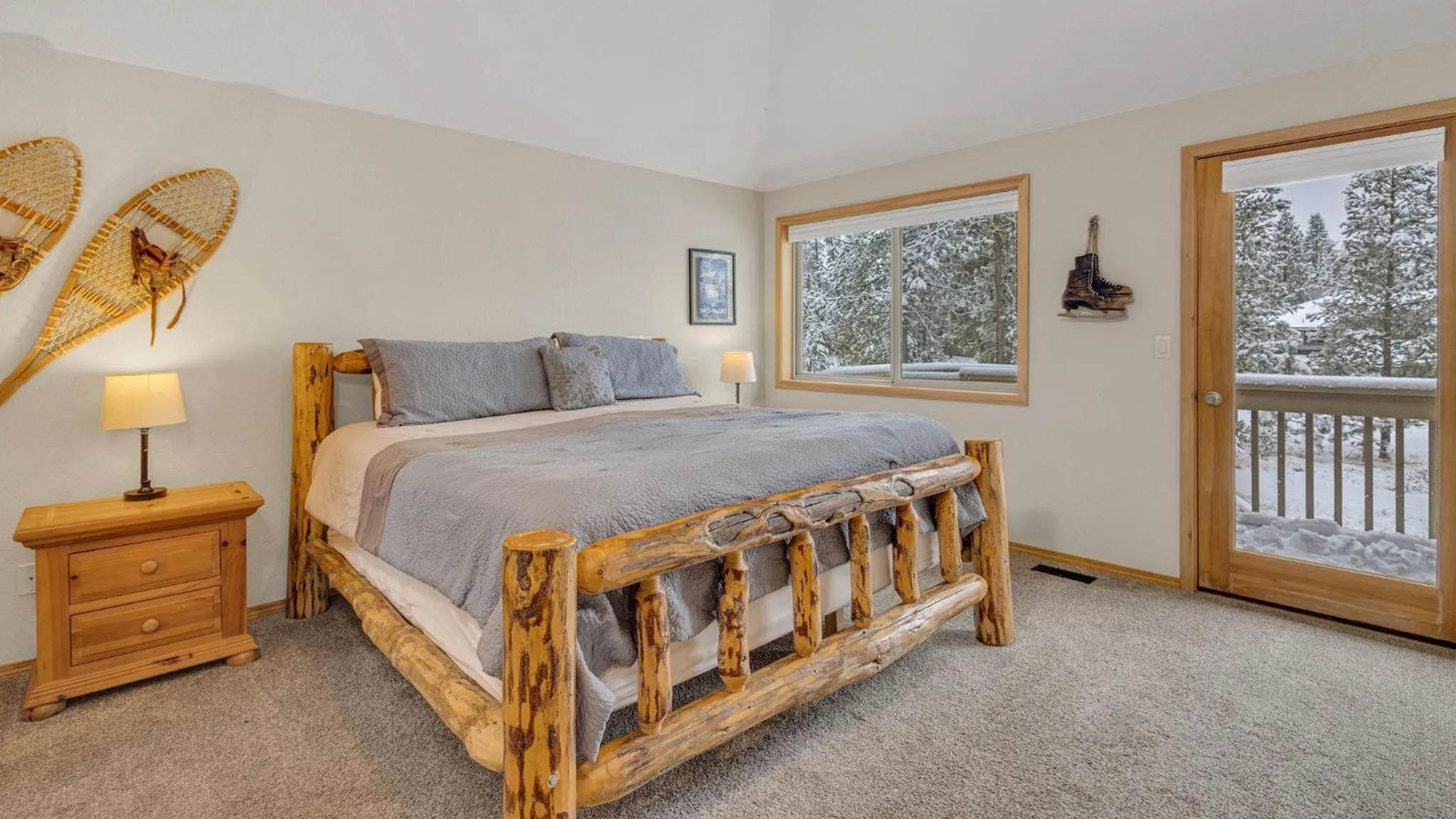 Bed in Vine Maple - Unit 30