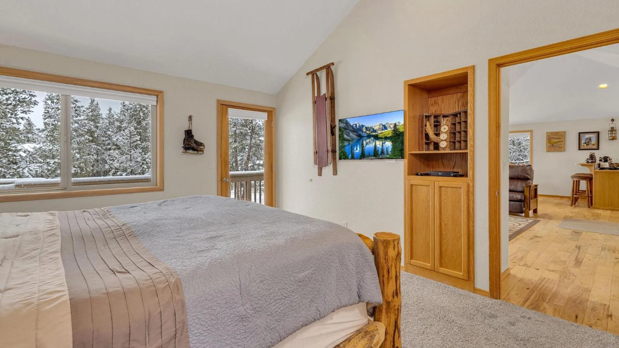 Bed in Vine Maple - Unit 30