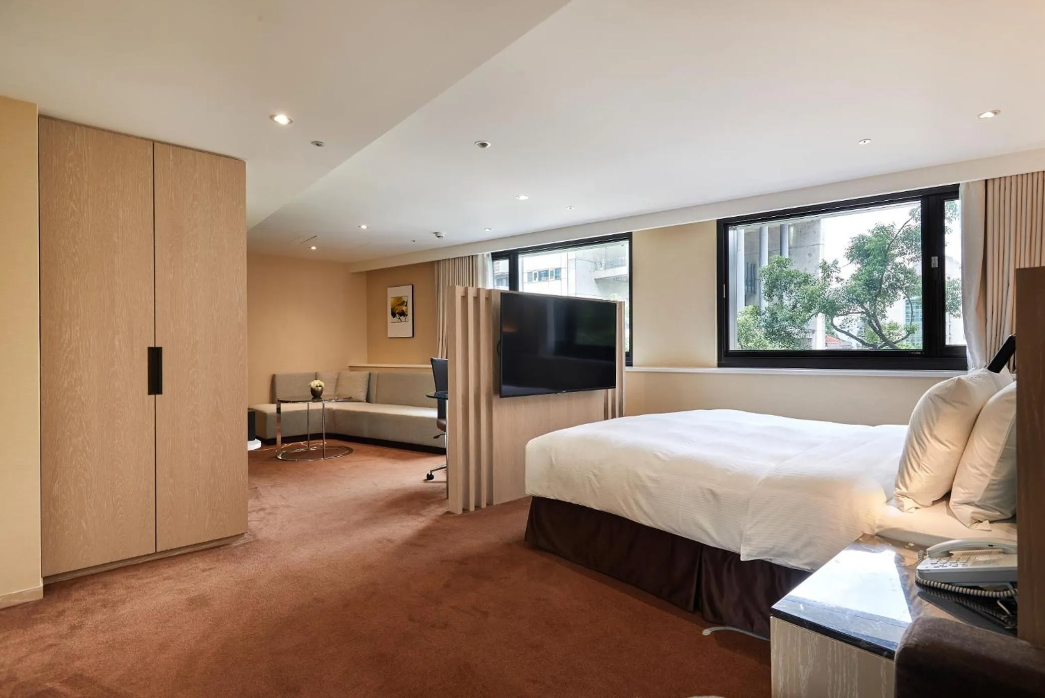 Bed in K Hotel Taipei II