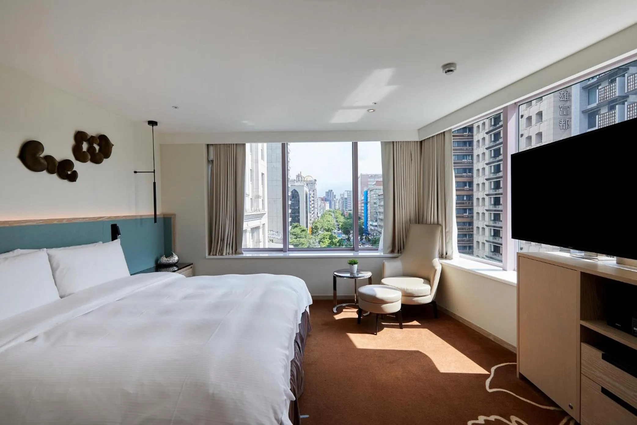 Bed in K Hotel Taipei II