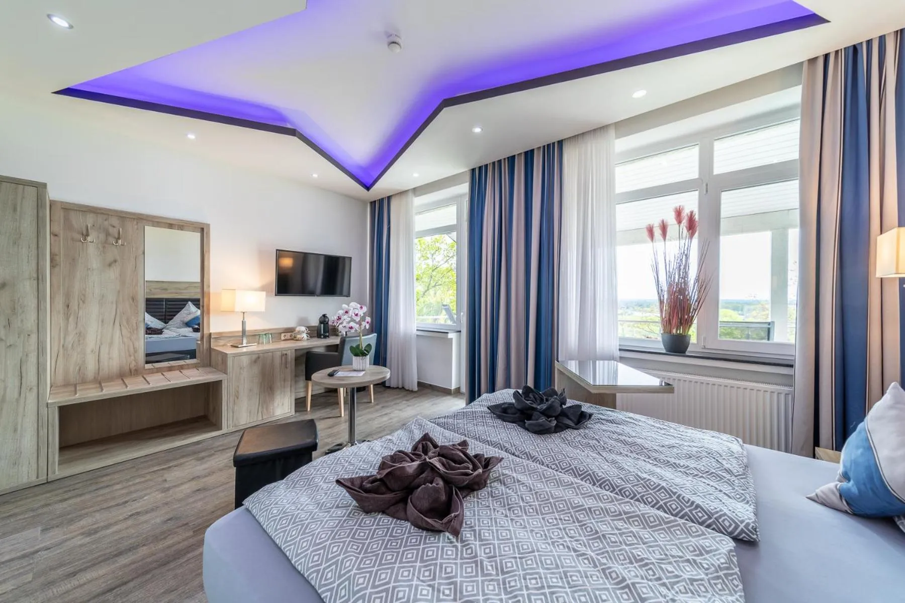 Bed in Hotel Zum Halbmond