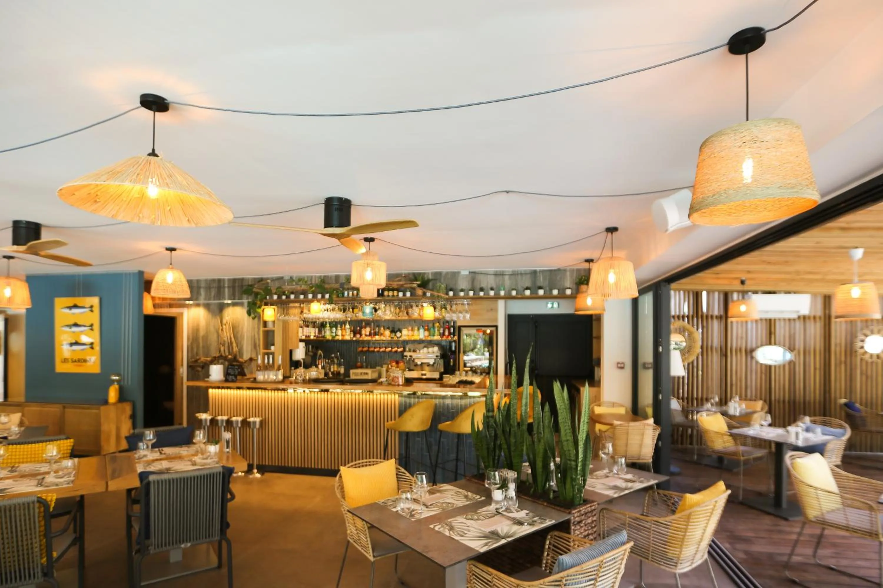 Restaurant/places to eat in Le Lodge des Îles d'Or