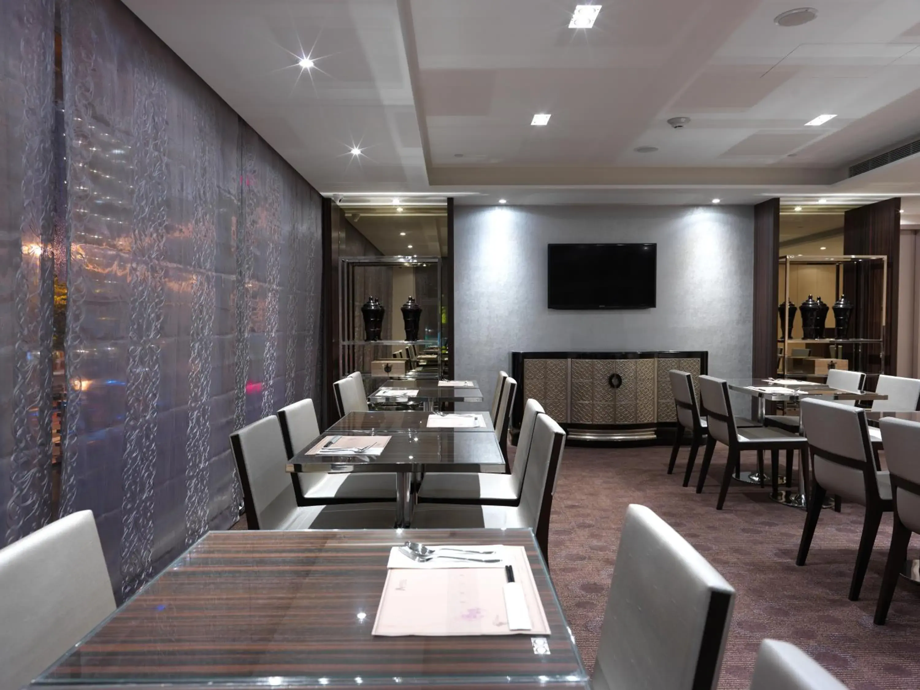 Restaurant/Places to Eat in K Hotel Taipei Songjiang