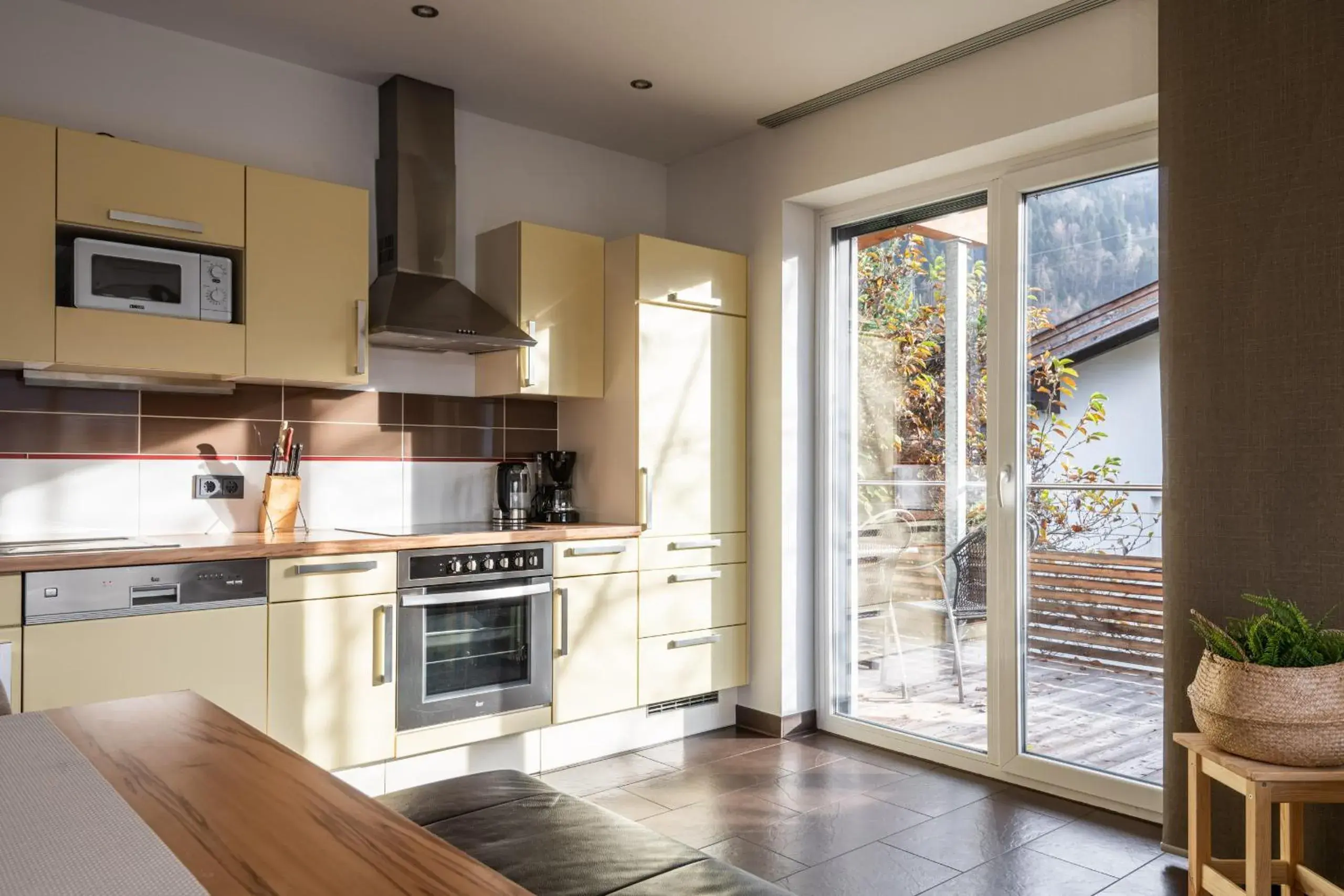 Apartment with Balcony in Elinas Mountain Views Apartment with Balcony in Elinas Mountain Views