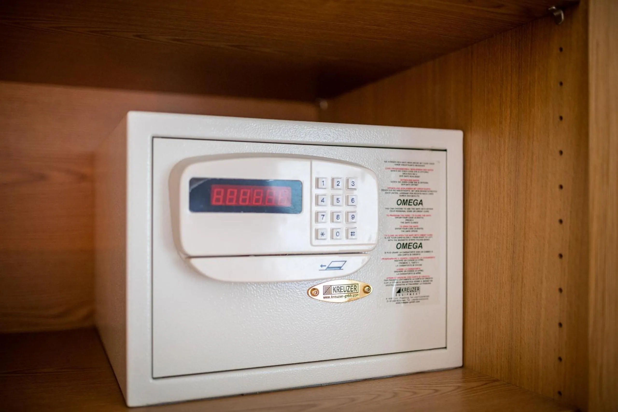 safe in Elinas Mountain Views