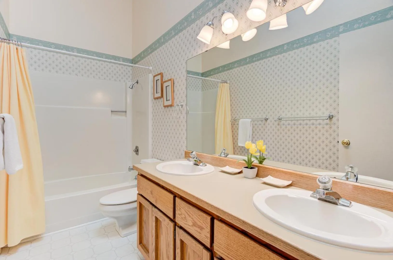 Quelah Condo - Unit 11