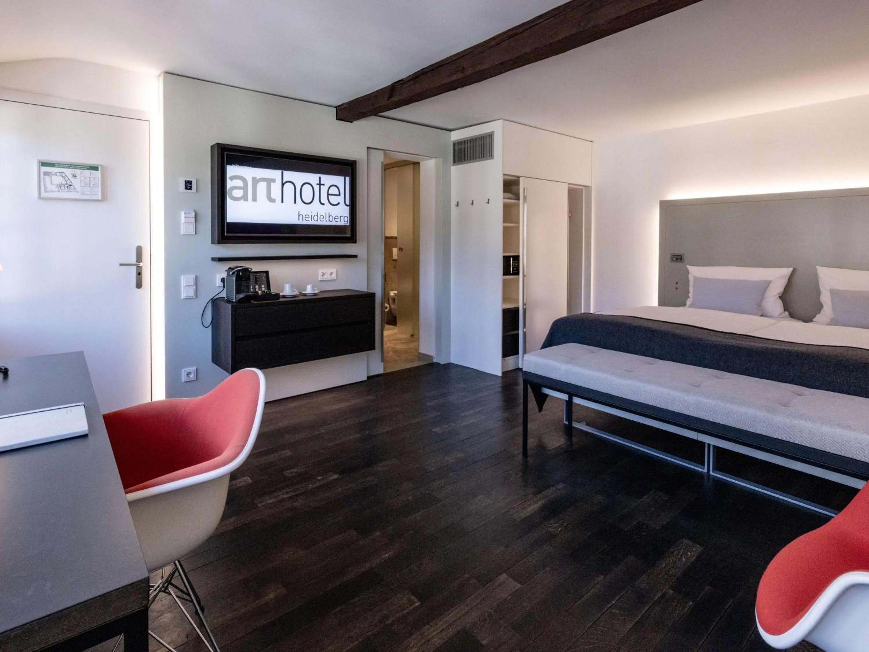 Bedroom, Bed in Arthotel Heidelberg