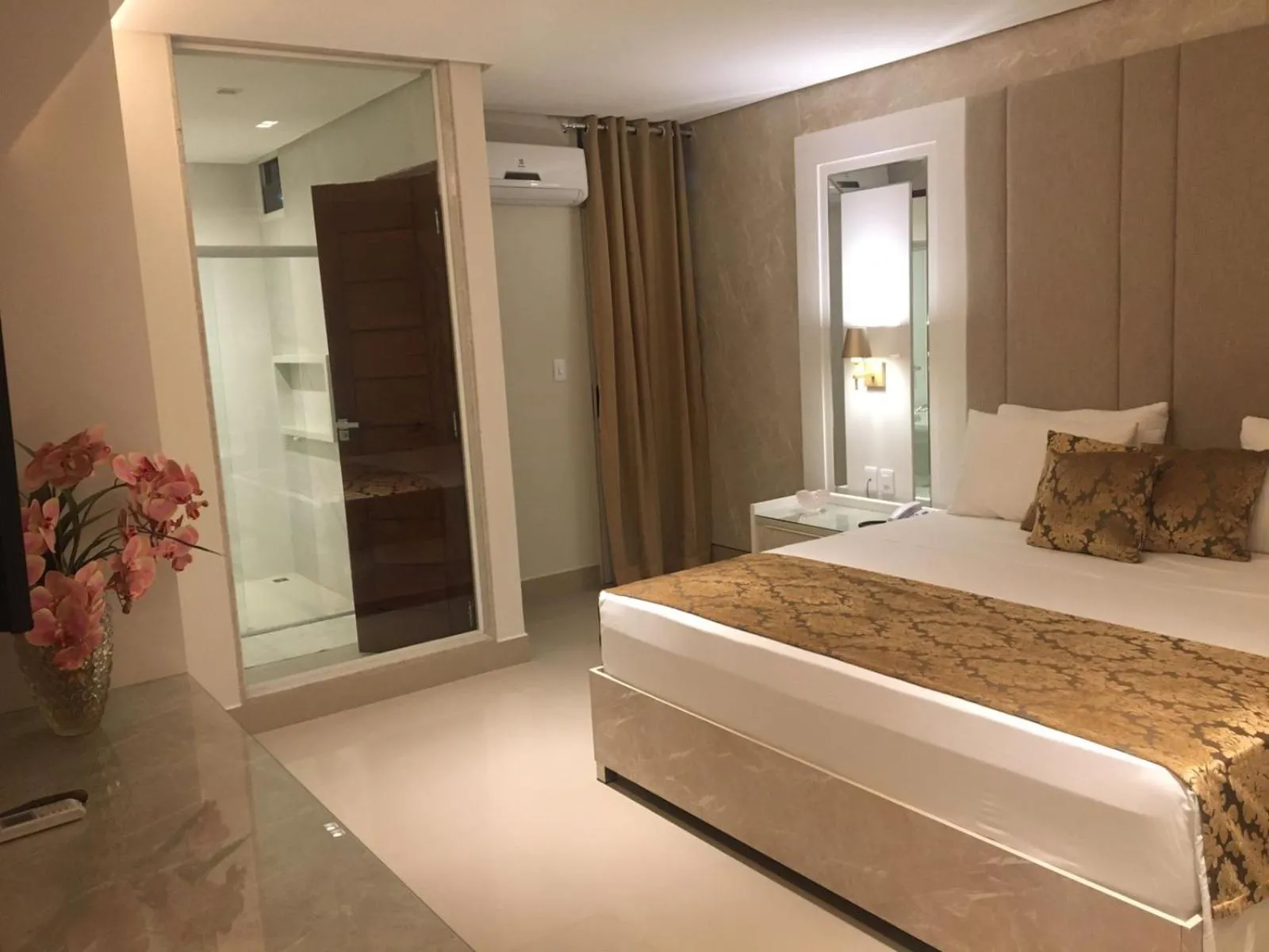 Jardins Plaza Hotel