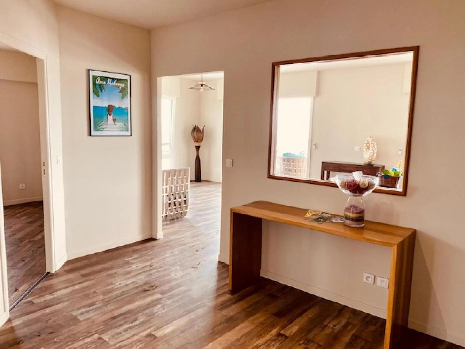 Decorative detail in Hôtel Iloma