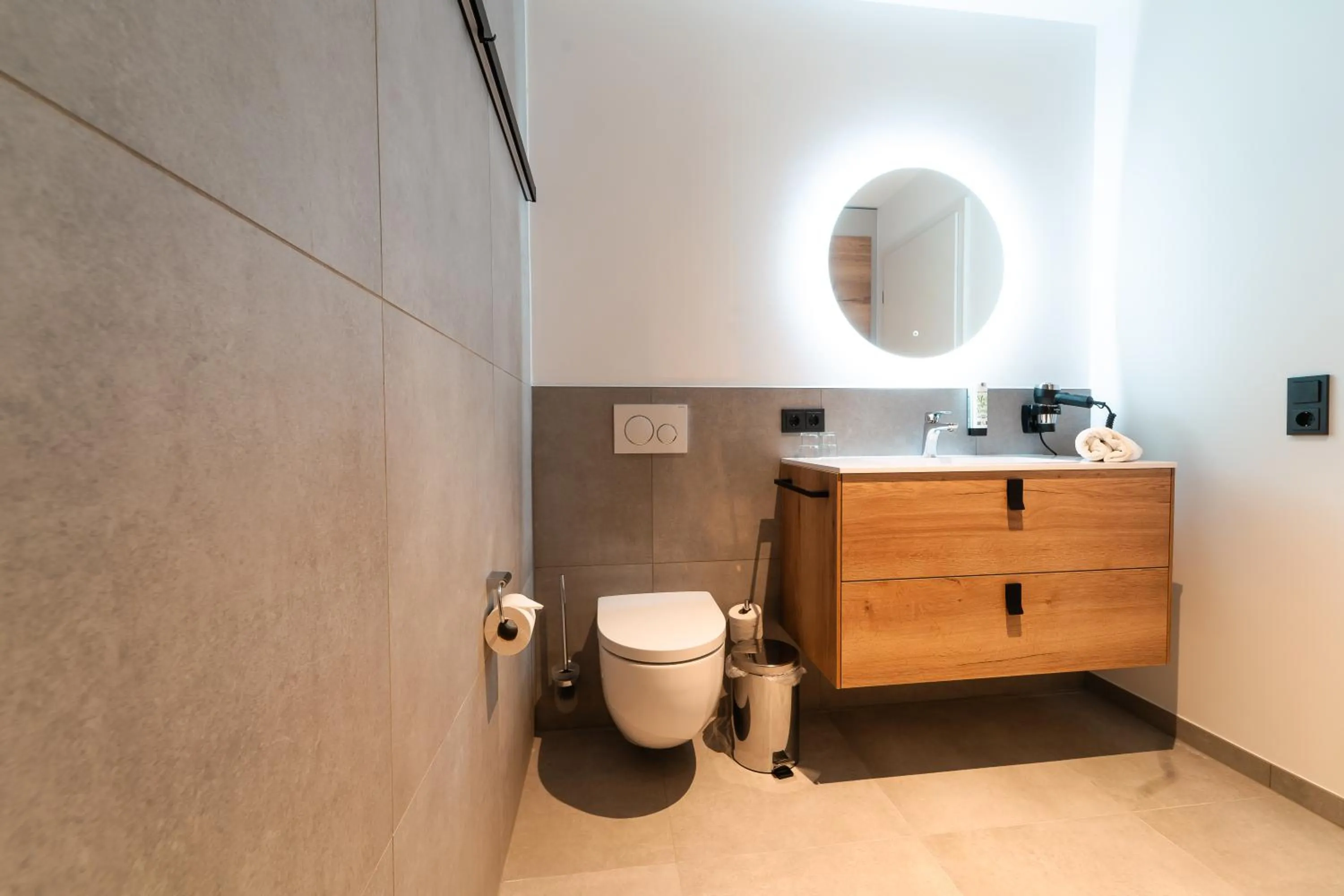Bathroom in Hotel Am Triller - Hotel & Serviced Apartments