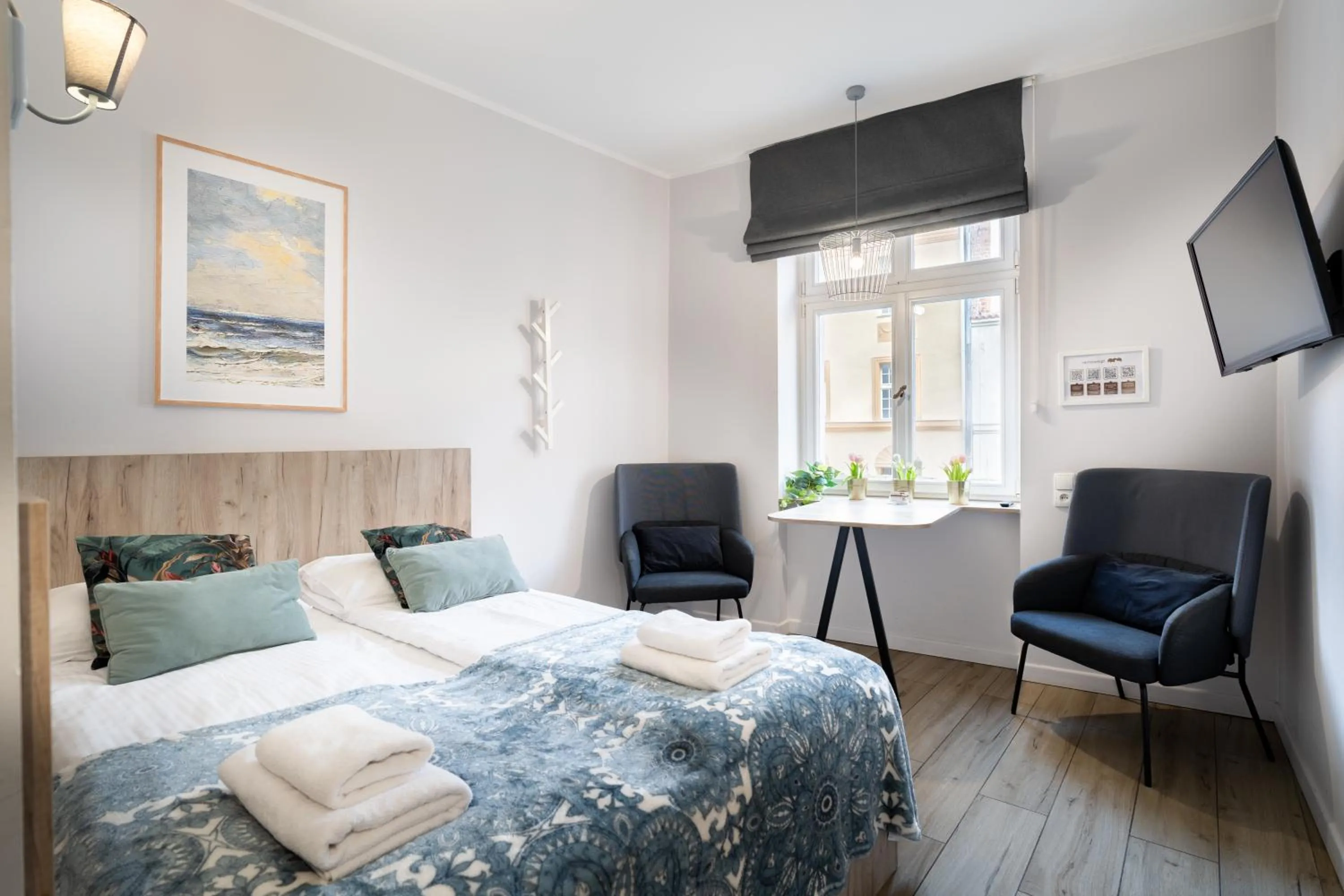 TV and multimedia, Bed in Łazienna Premier by Rentoom