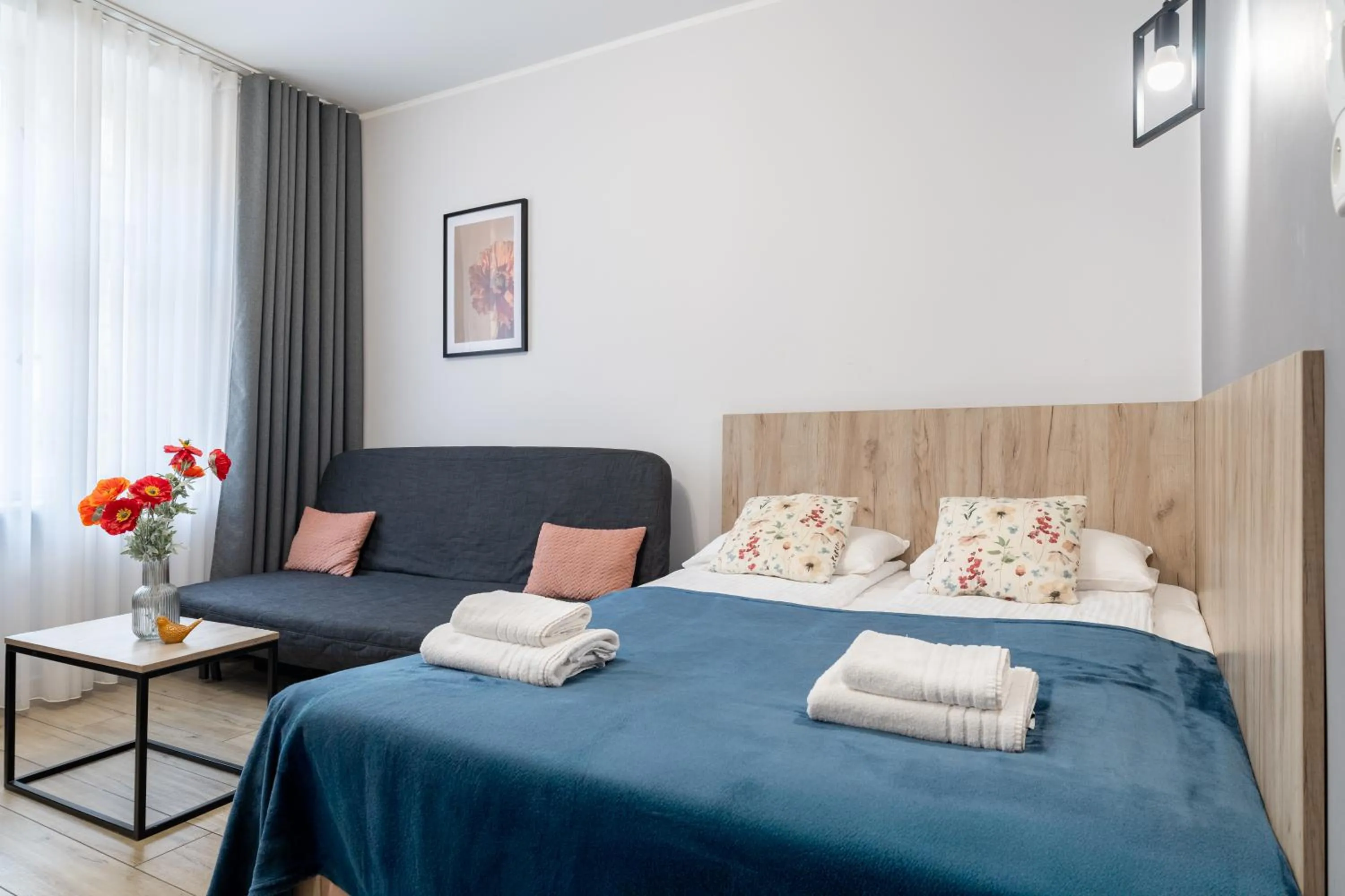 Bed in Łazienna Premier by Rentoom