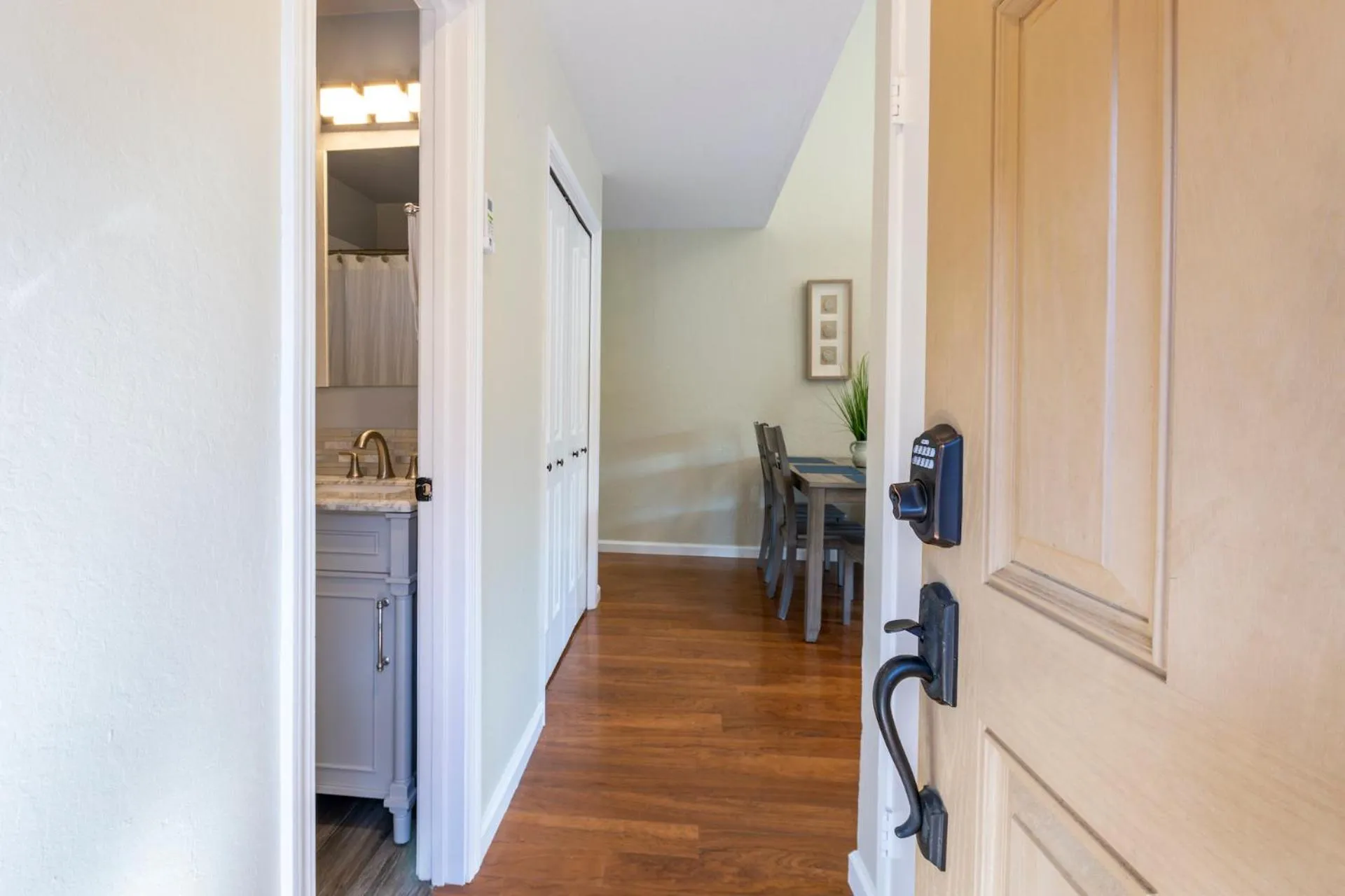 Kitchen or kitchenette in @ Marbella Lane 6BR Duplex in Downtown San Jose