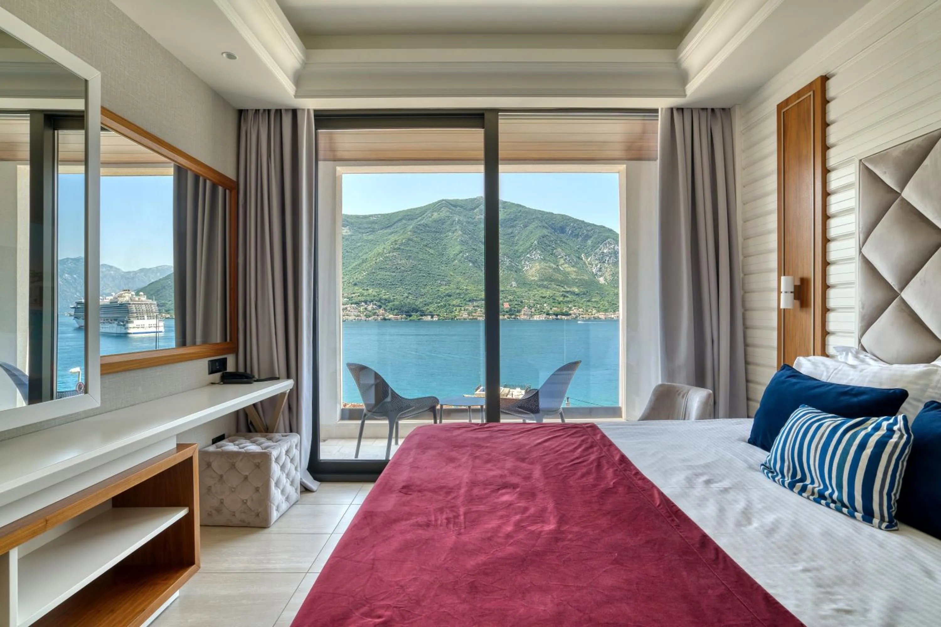 Bed in Boutique Hotel R Palazzo