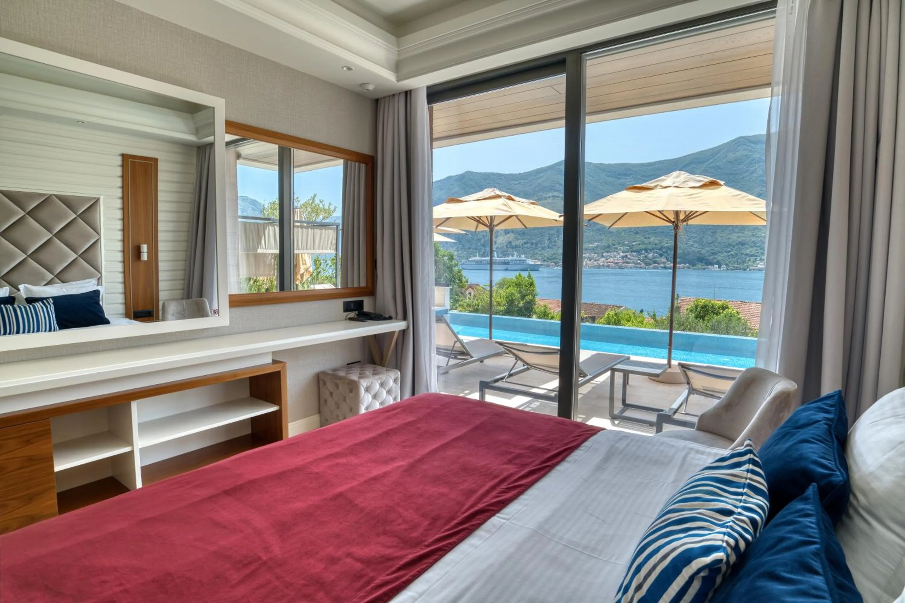 Bed in Boutique Hotel R Palazzo