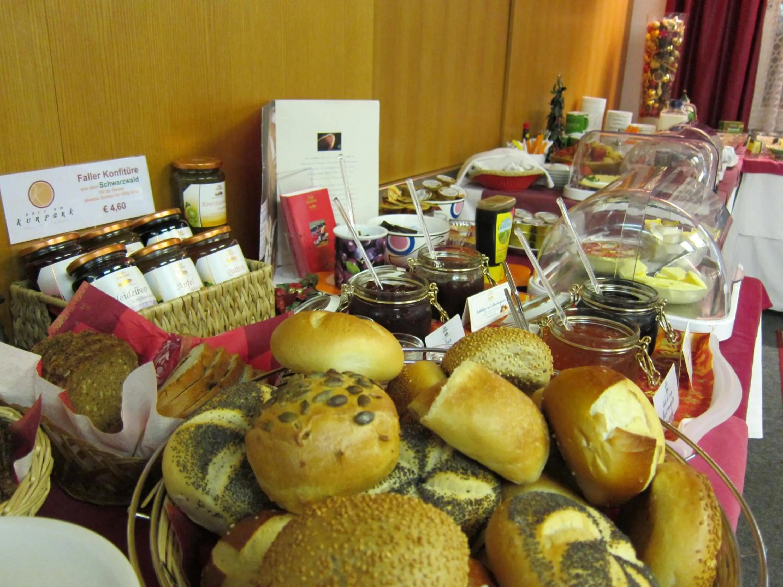 Buffet breakfast in Haus am Kurpark