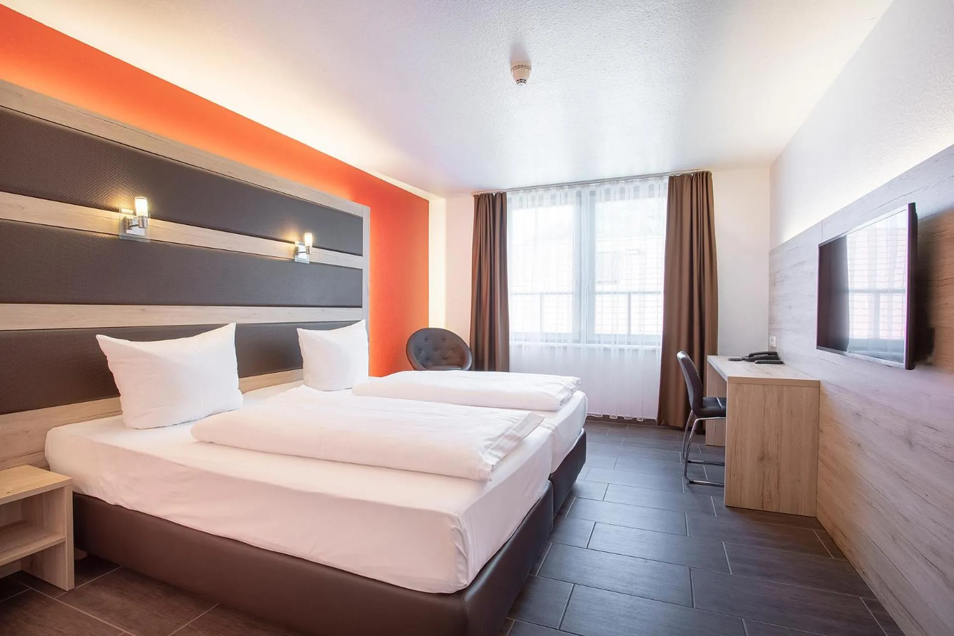 Bedroom, Bed in ACHAT Hotel Heppenheim