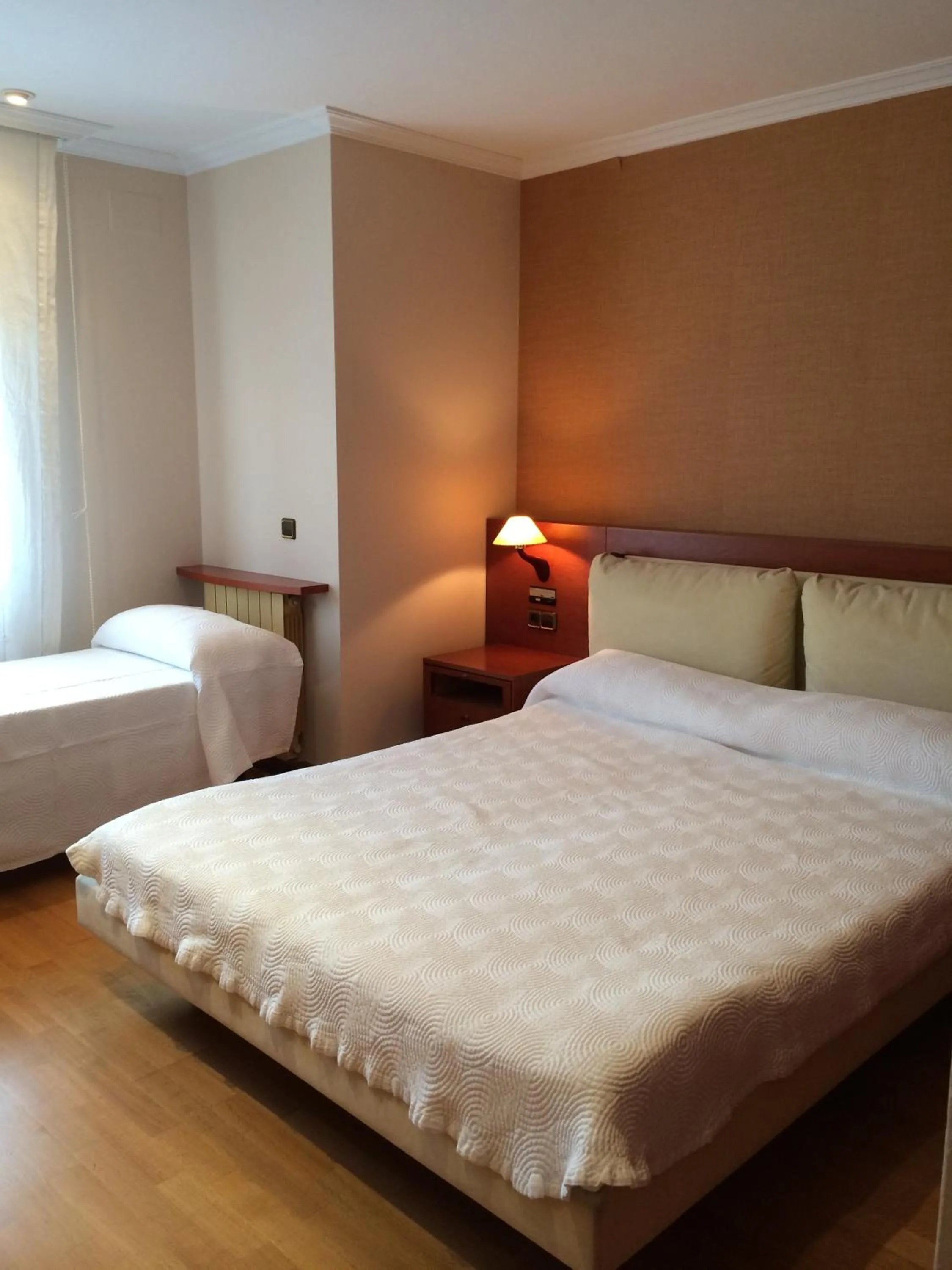 Bedroom, Bed in Apartaments i habitacions Can Morera Olot