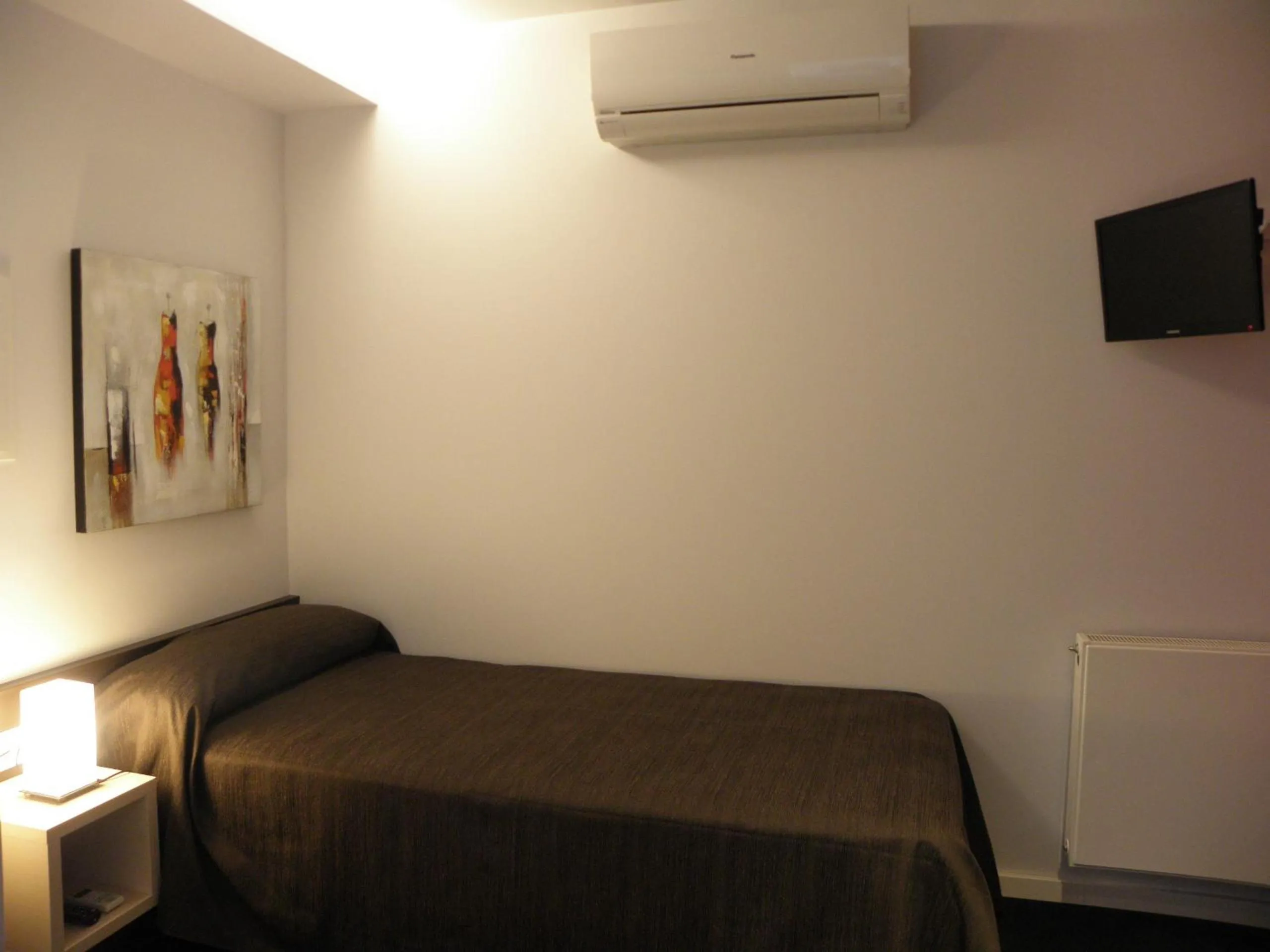 Bed in Apartaments i habitacions Can Morera Olot