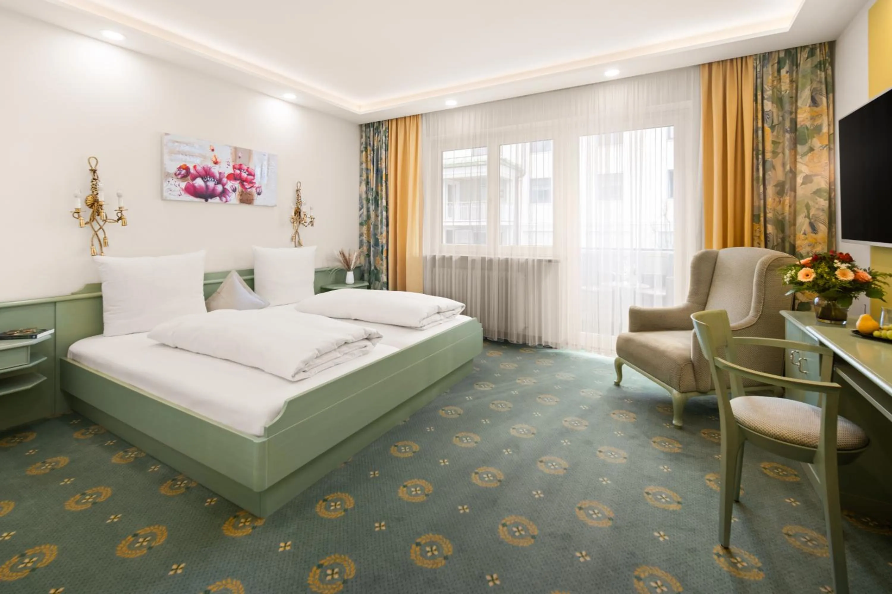 Photo of the whole room, Bed in Hotel Dreiflüssehof