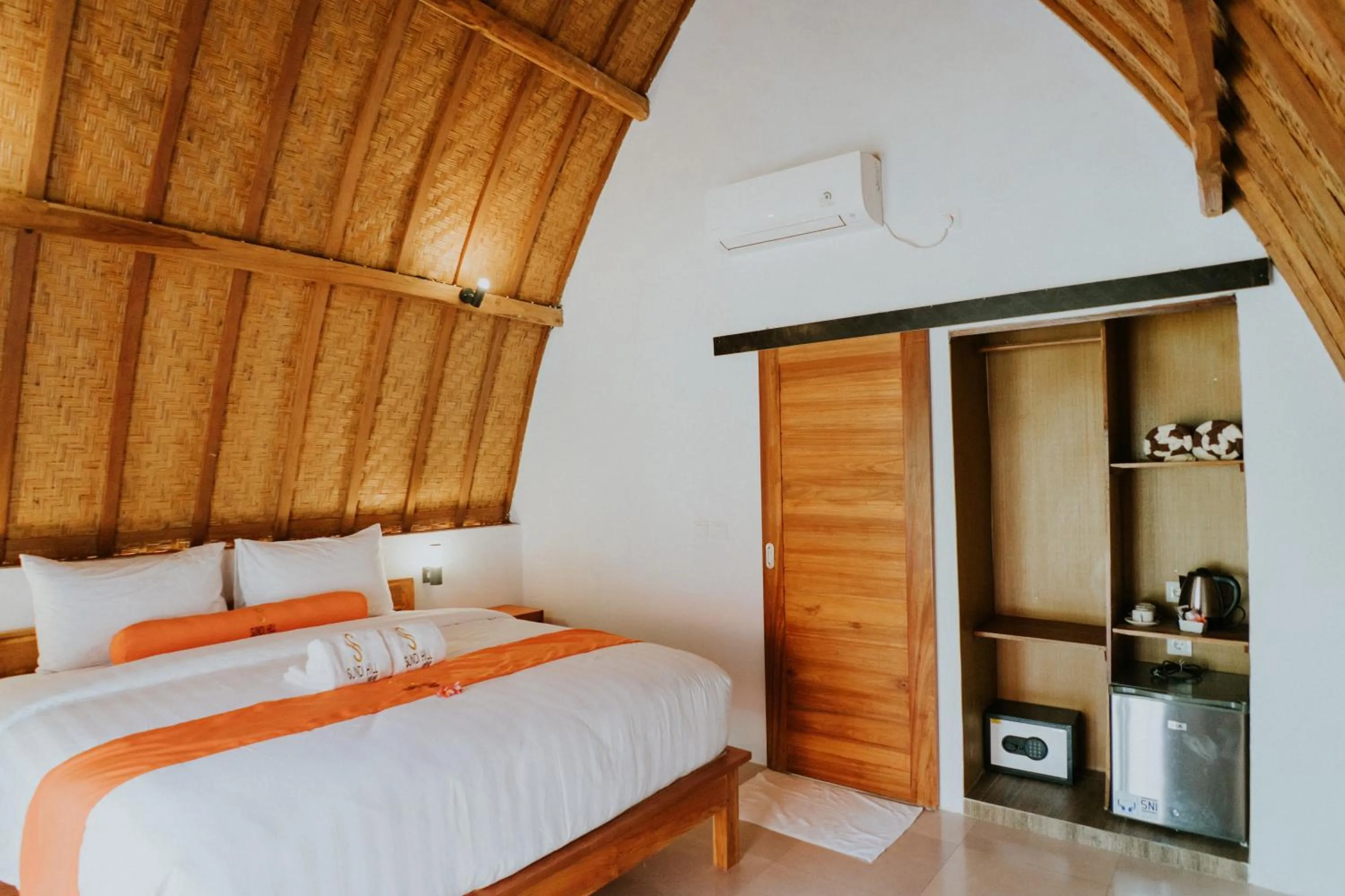 Bedroom, Bed in Sundi Hill Cottage