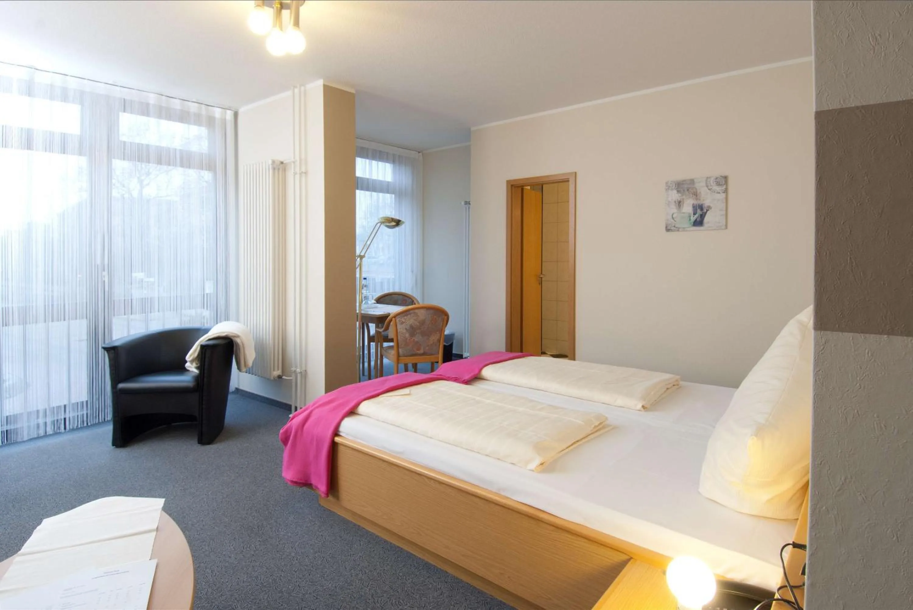 Day, Bed in Hotel Garni am Goetheplatz