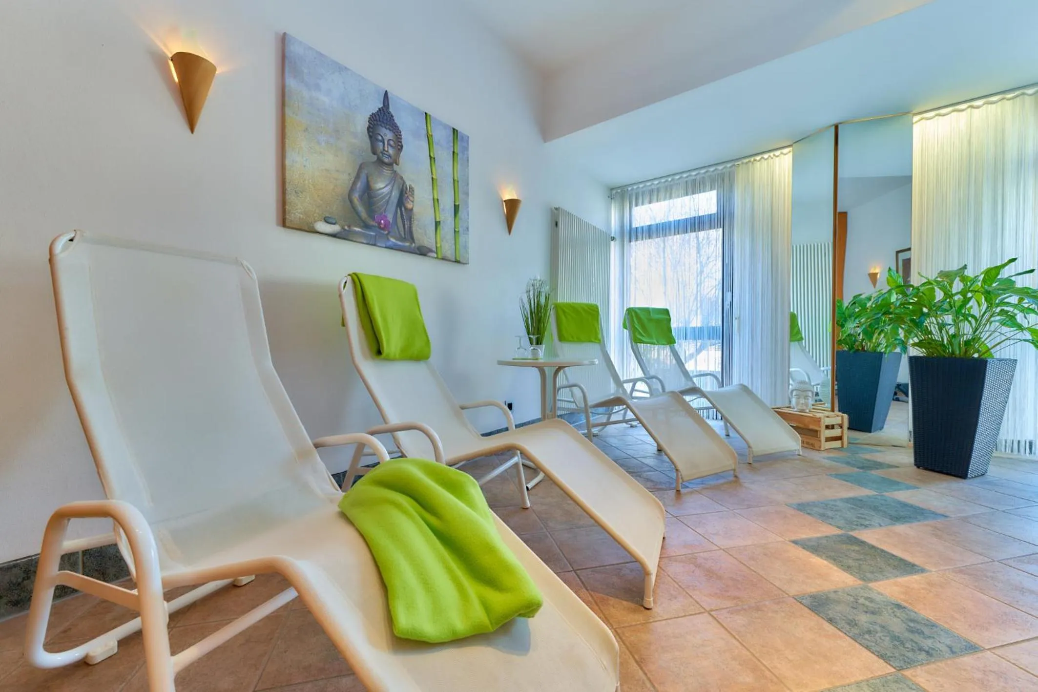 Spa and wellness centre/facilities in Hotel Garni am Goetheplatz