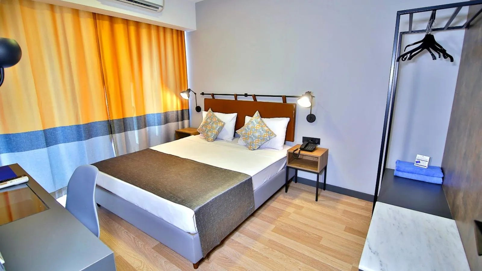 Photo of the whole room, Bed in Ramira Joy Hotel