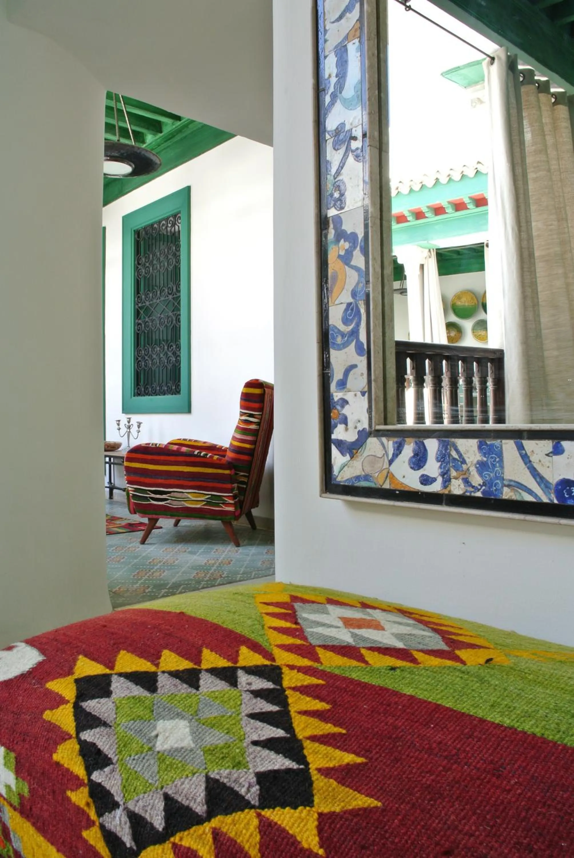 Decorative detail in Dar Ben Gacem