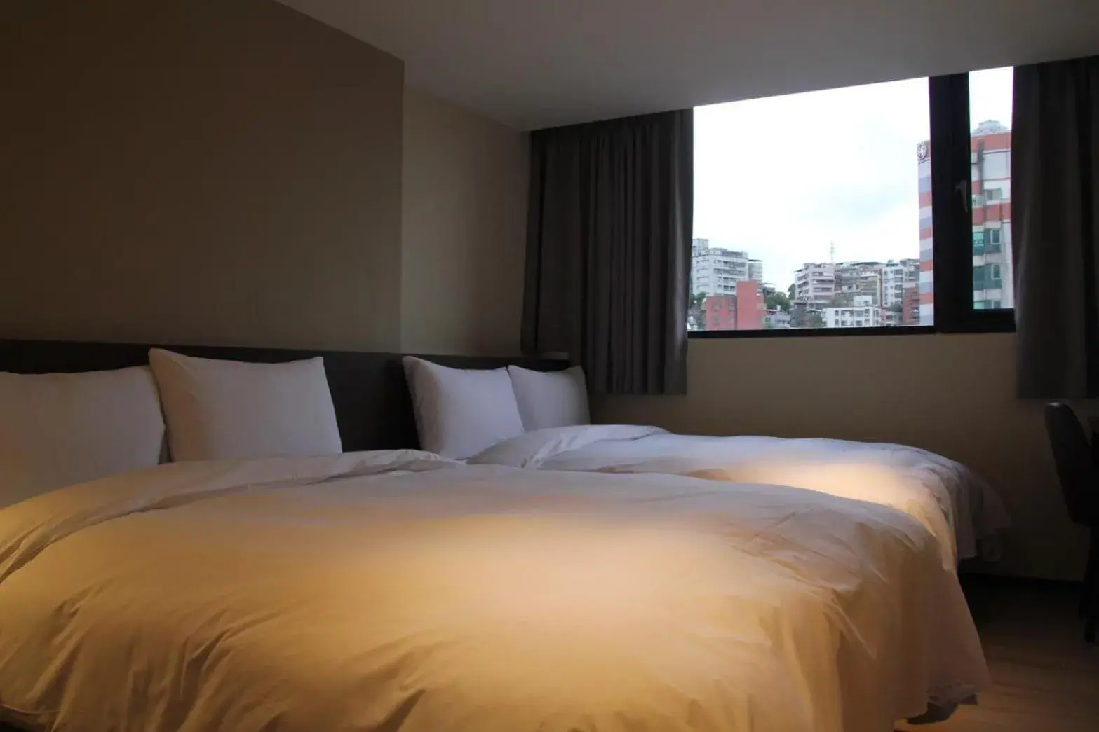 Bed in Dahua Hotel Bed in Dahua Hotel