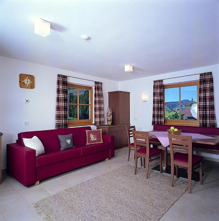 Dining area in Apartments Restaurant Rusctlea