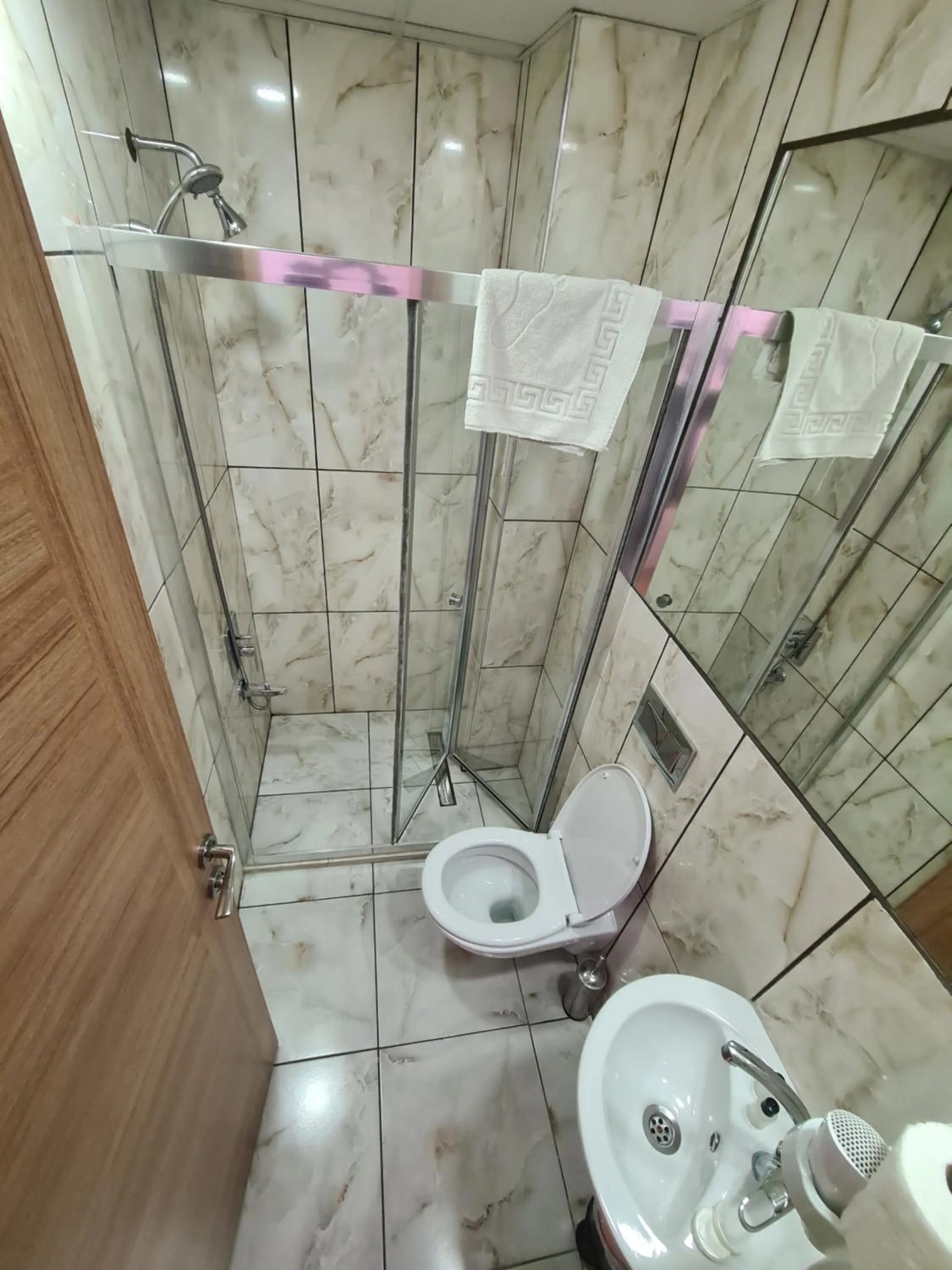 Shower, Bathroom in Old City Park Hotel