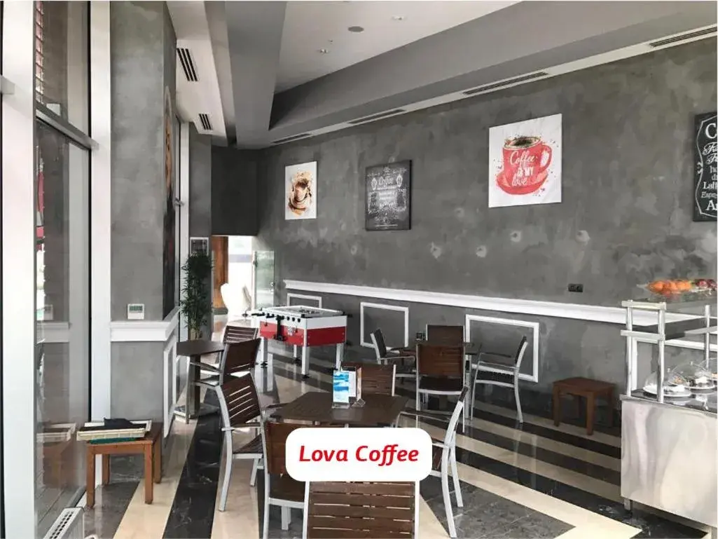 Lobby or reception in Yalova Lova Hotel & SPA Yalova Lobby or reception in Yalova Lova Hotel & SPA Yalova