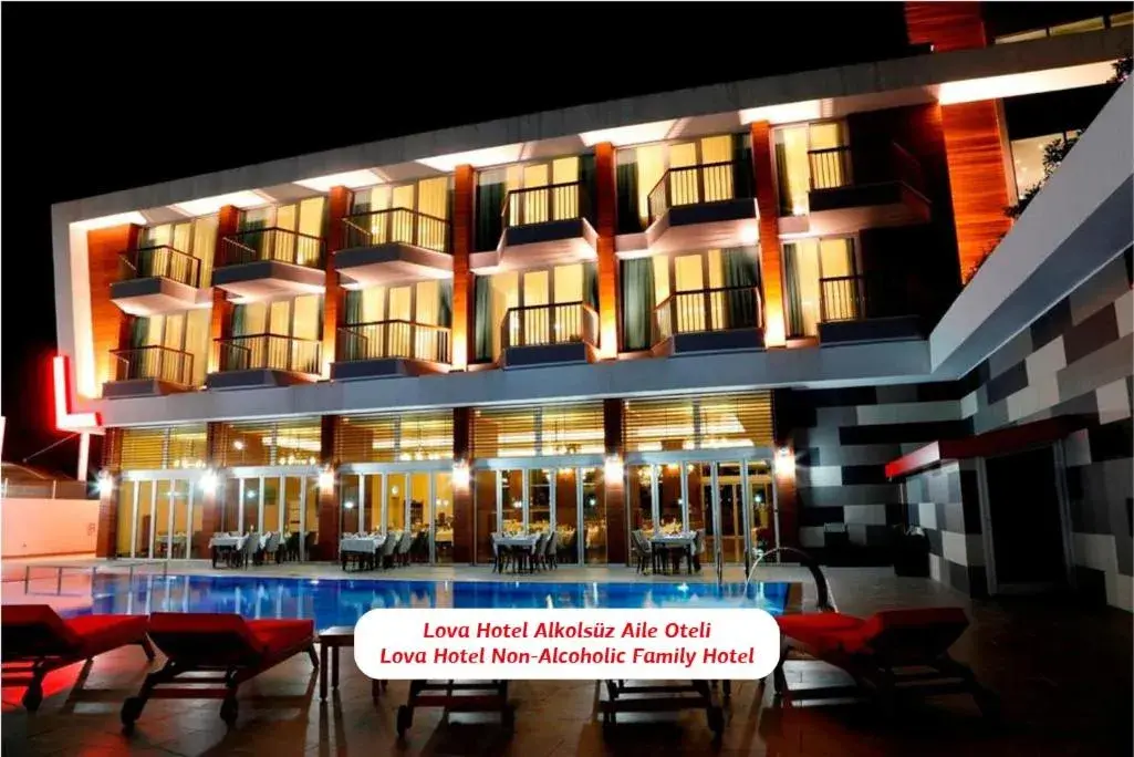 Property building in Yalova Lova Hotel & SPA Yalova Property building in Yalova Lova Hotel & SPA Yalova