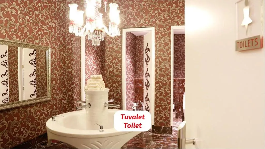 Toilet in Yalova Lova Hotel & SPA Yalova