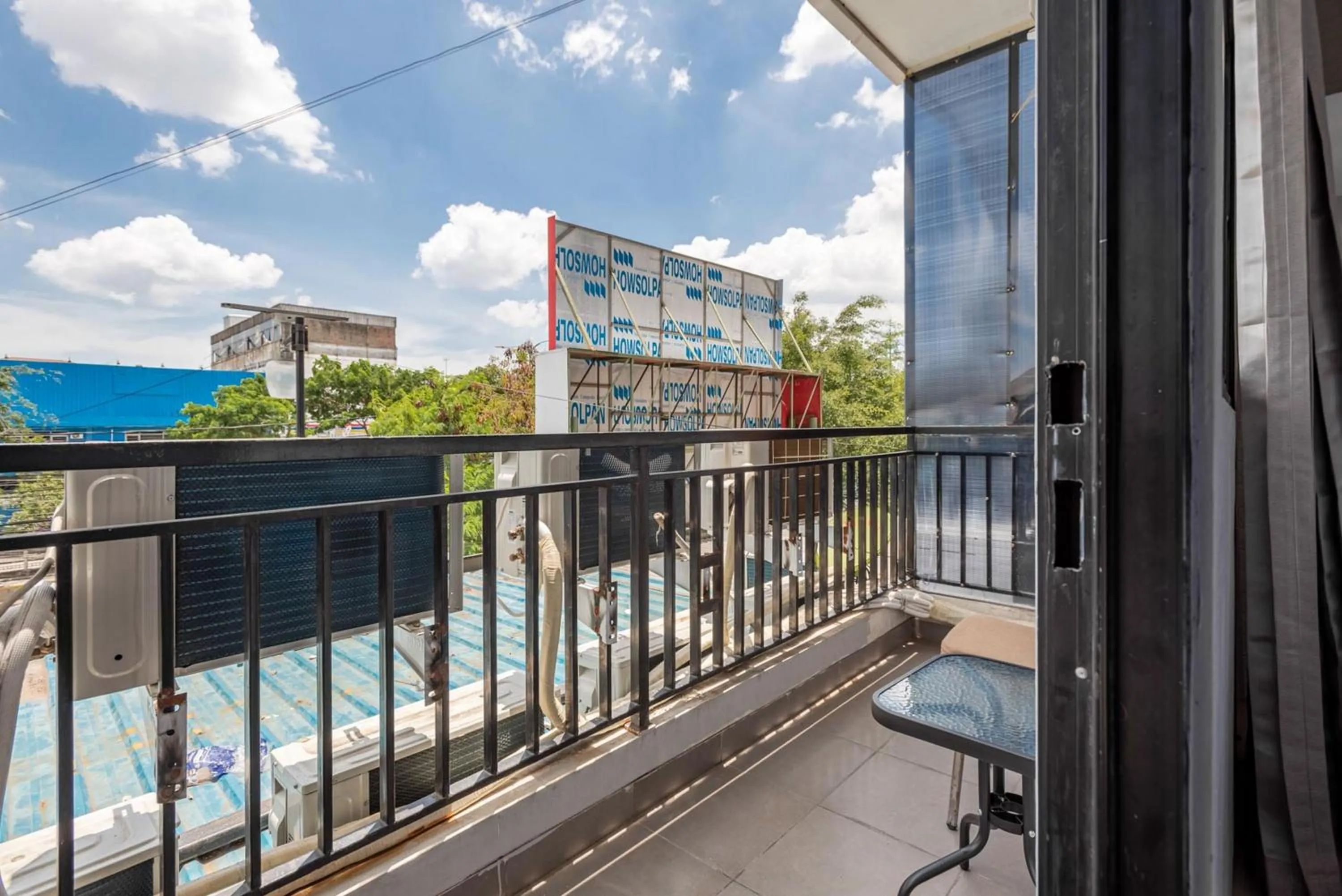 Balcony/Terrace in RedDoorz near Tanjung Duren 2