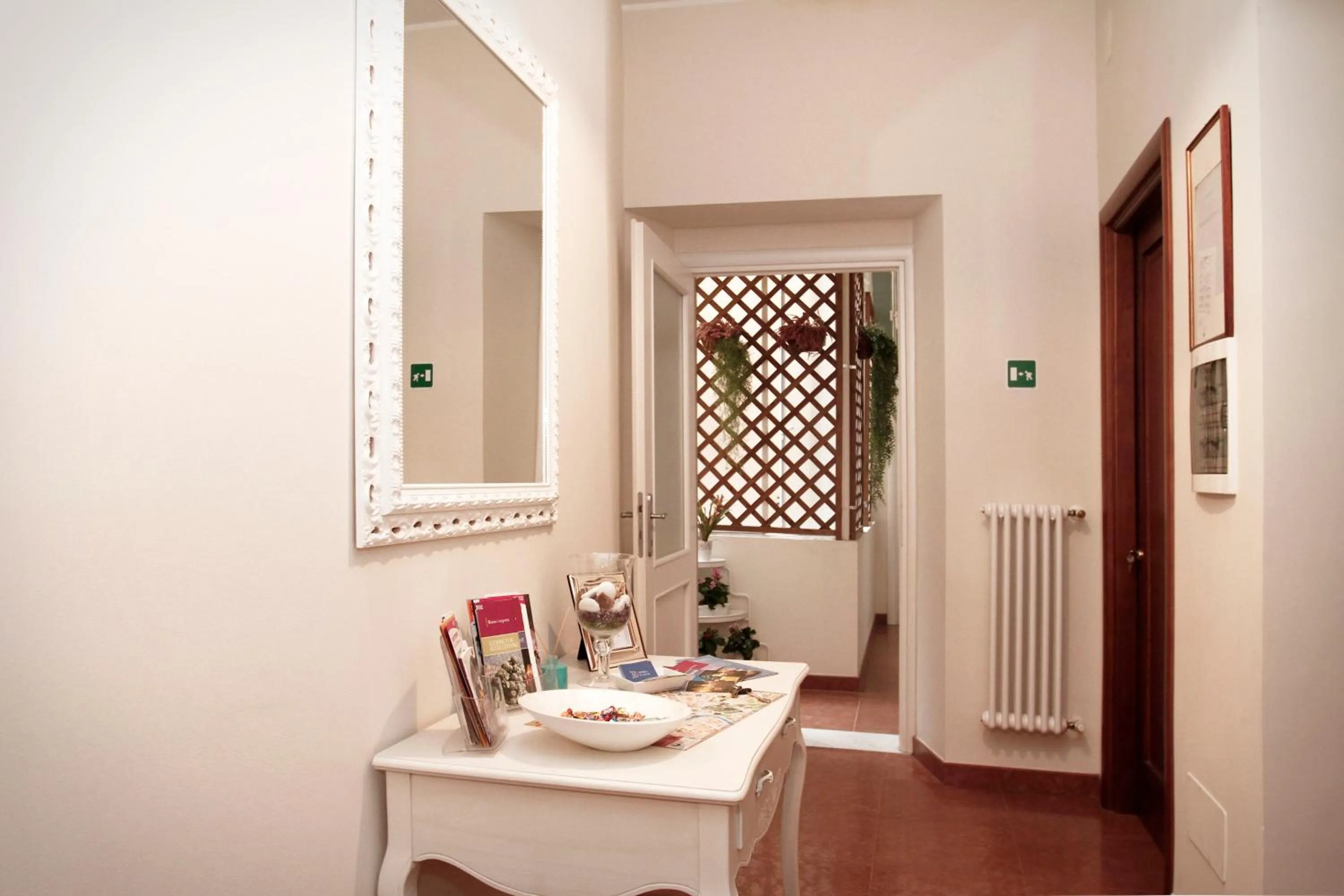 Facade/entrance in Domus Flaviae