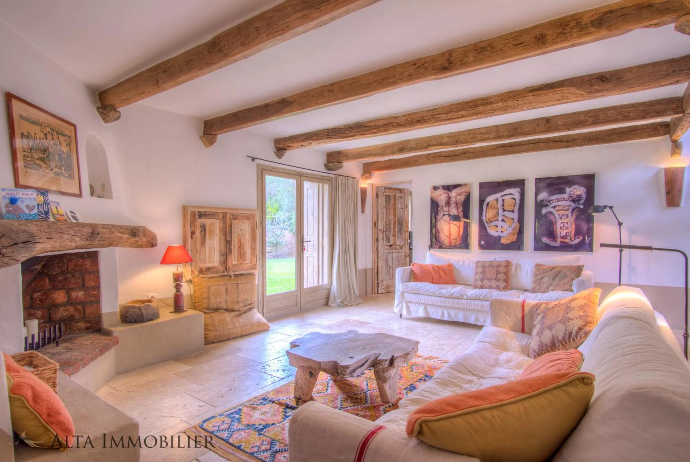 Living room in Villa Serenita Pallombaggia