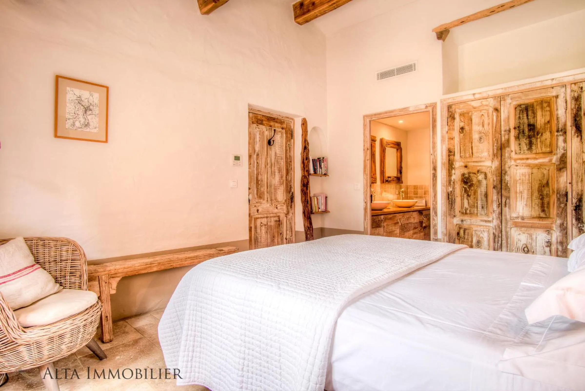 Bedroom, Bed in Villa Serenita Pallombaggia