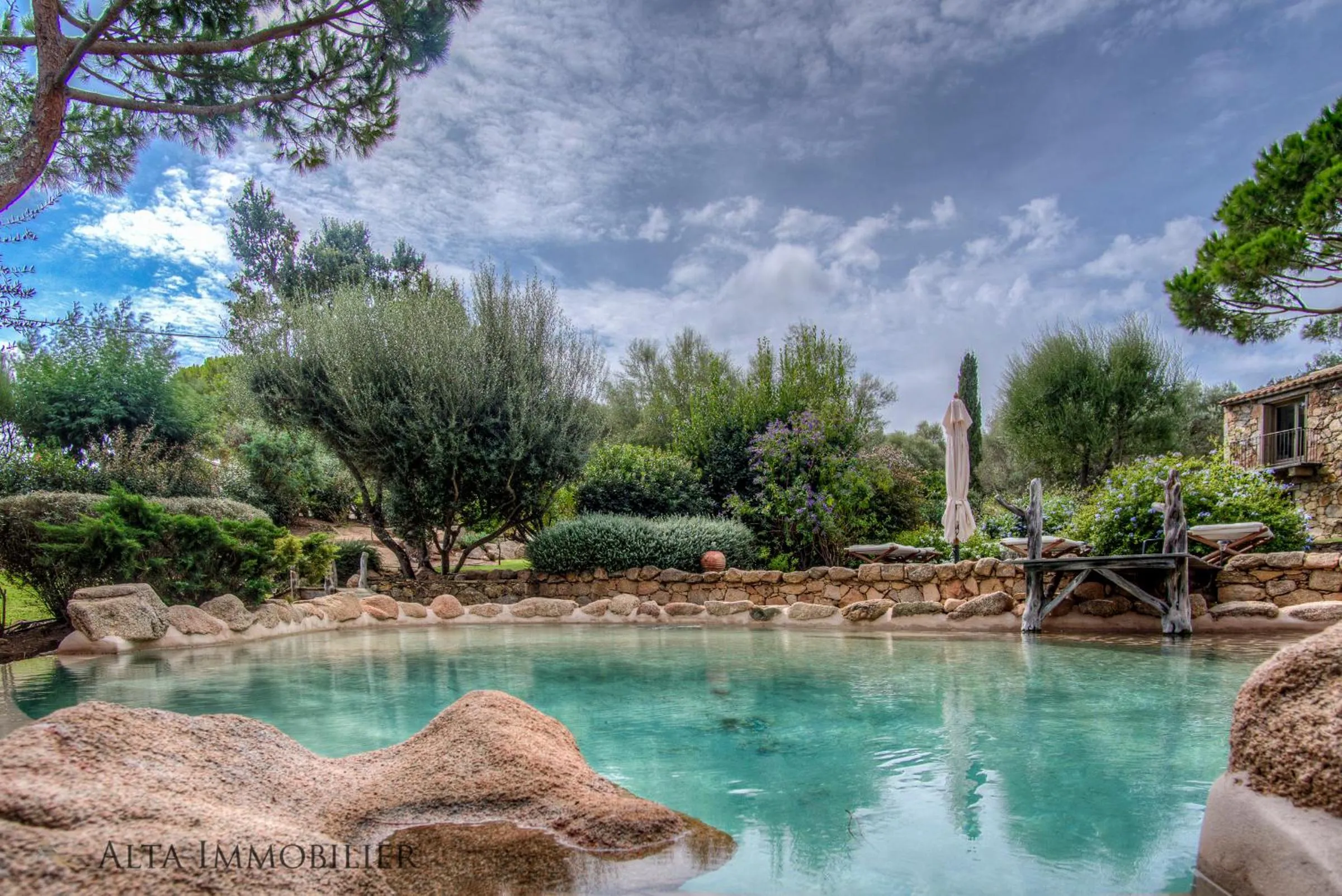 Pool view in Villa Serenita Pallombaggia