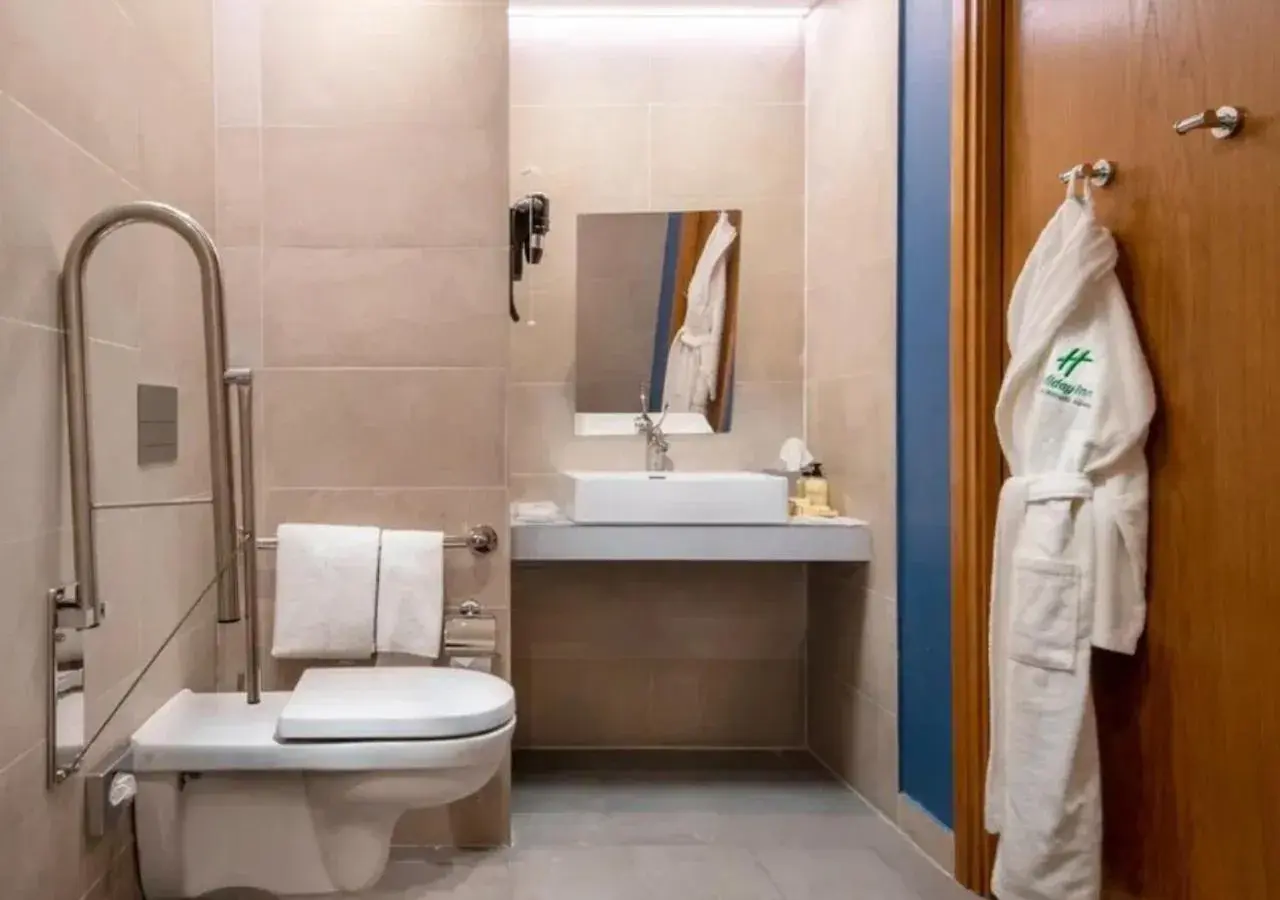 Bathroom in Holiday Inn Yerevan - Republic Square by IHG Bathroom in Holiday Inn Yerevan - Republic Square by IHG