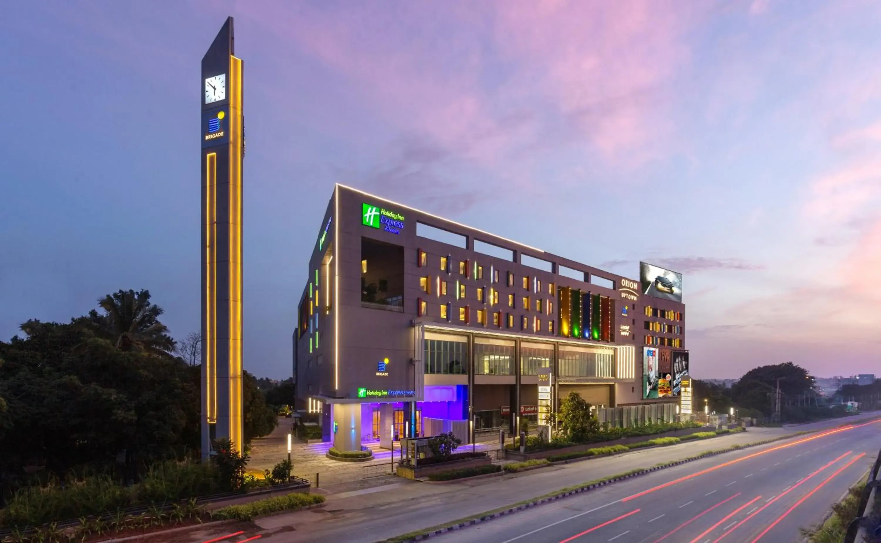 Property building in Holiday Inn Express & Suites Bengaluru Old Madras Road by IHG Property building in Holiday Inn Express & Suites Bengaluru Old Madras Road by IHG