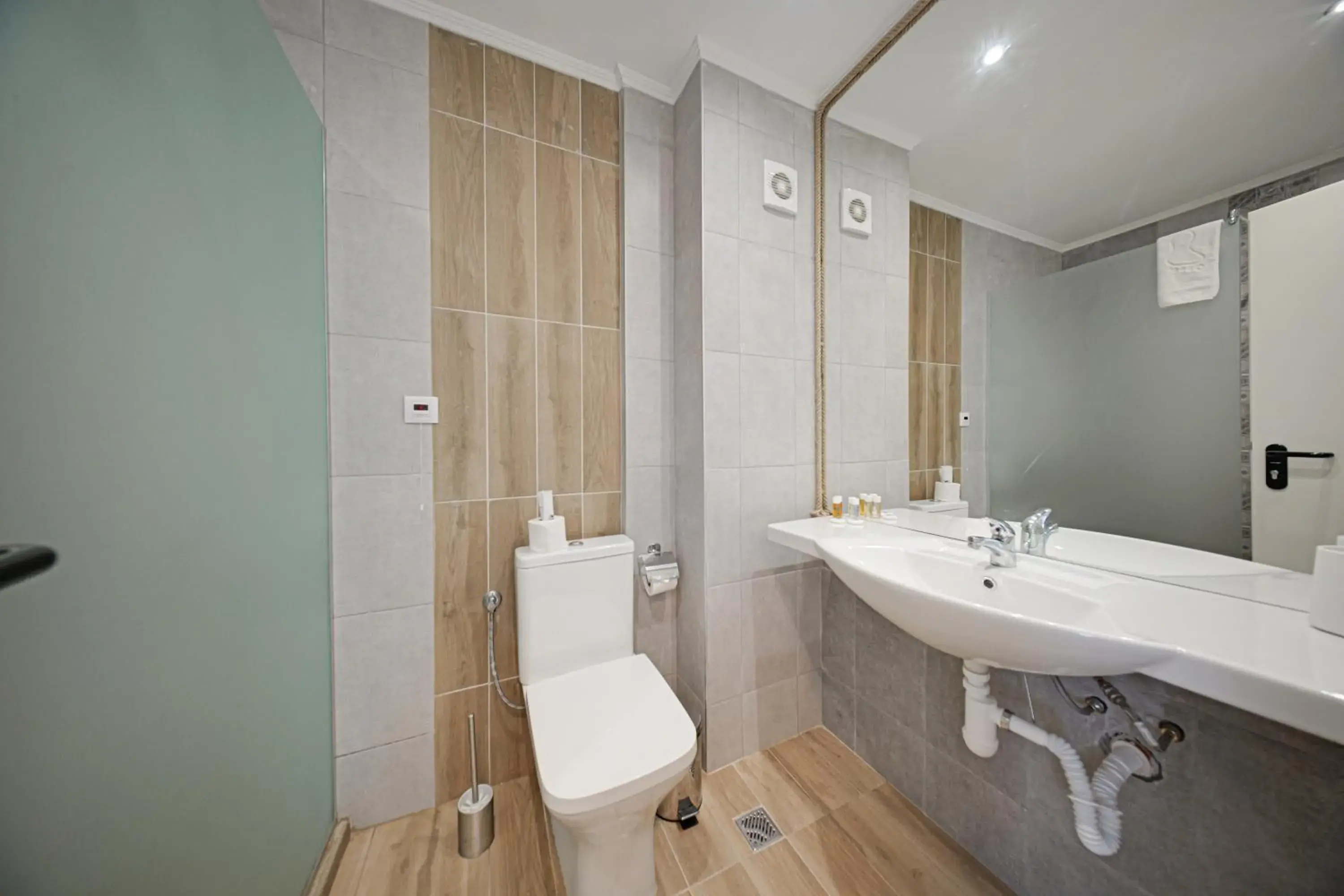 Double Room with Balcony in Cinema Hotel Double Room with Balcony in Cinema Hotel