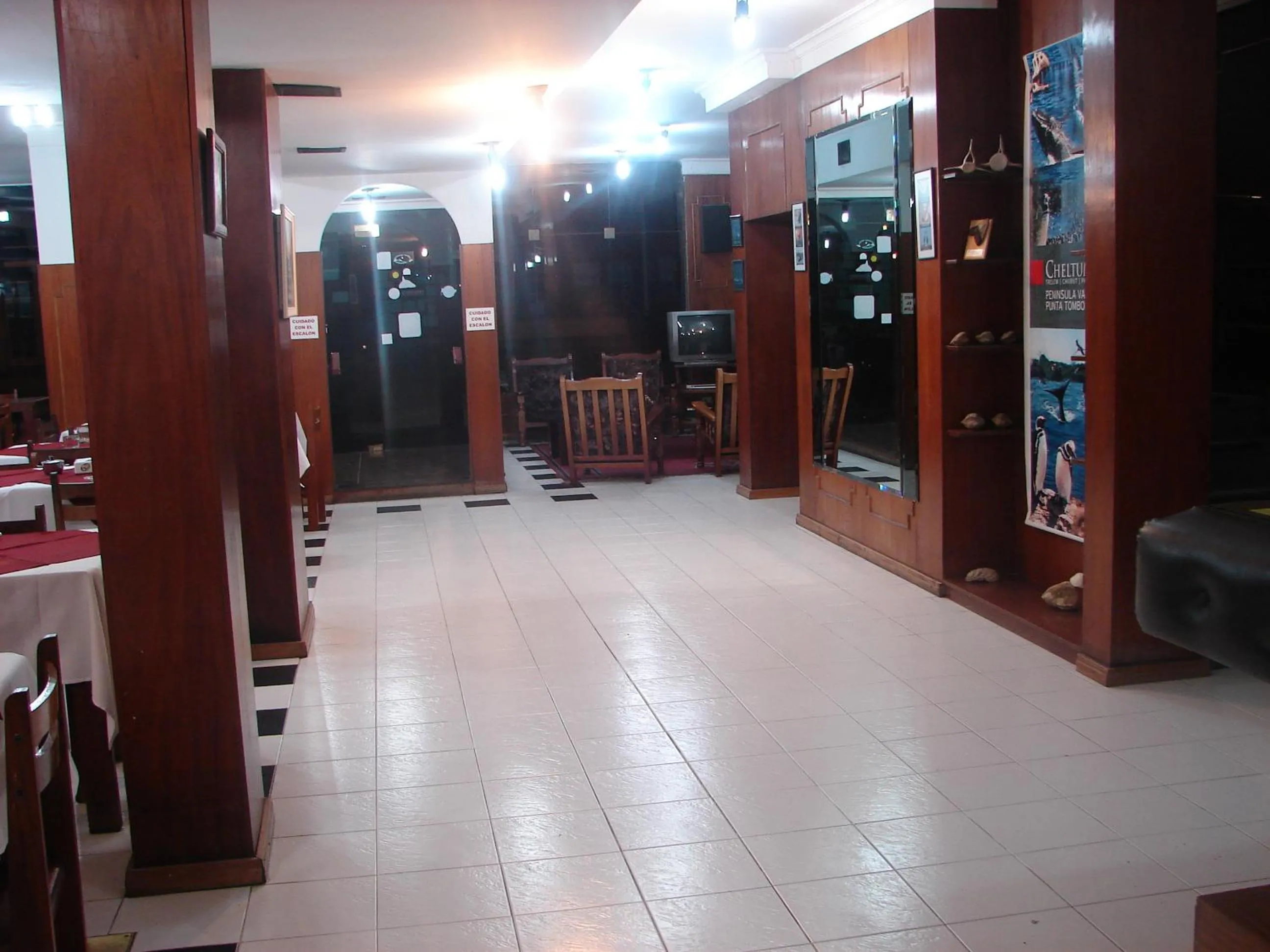 Lobby or reception in Cheltum Hotel