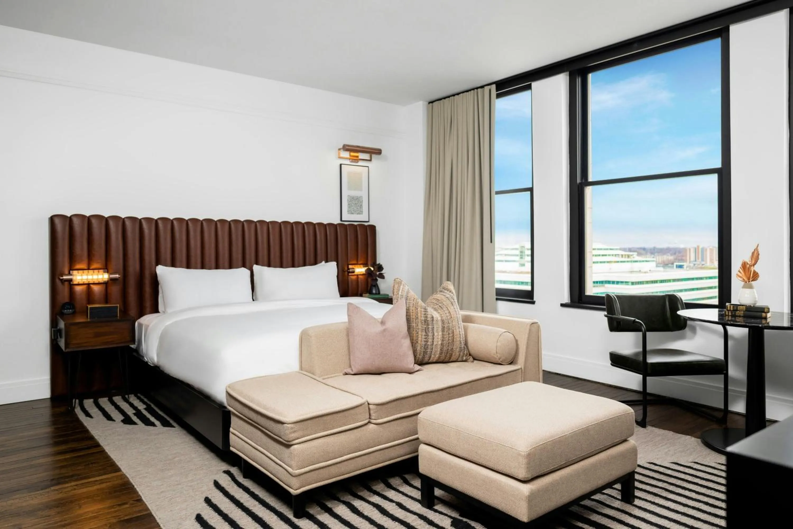 Photo of the whole room, Bed in Surety Hotel, Autograph Collection