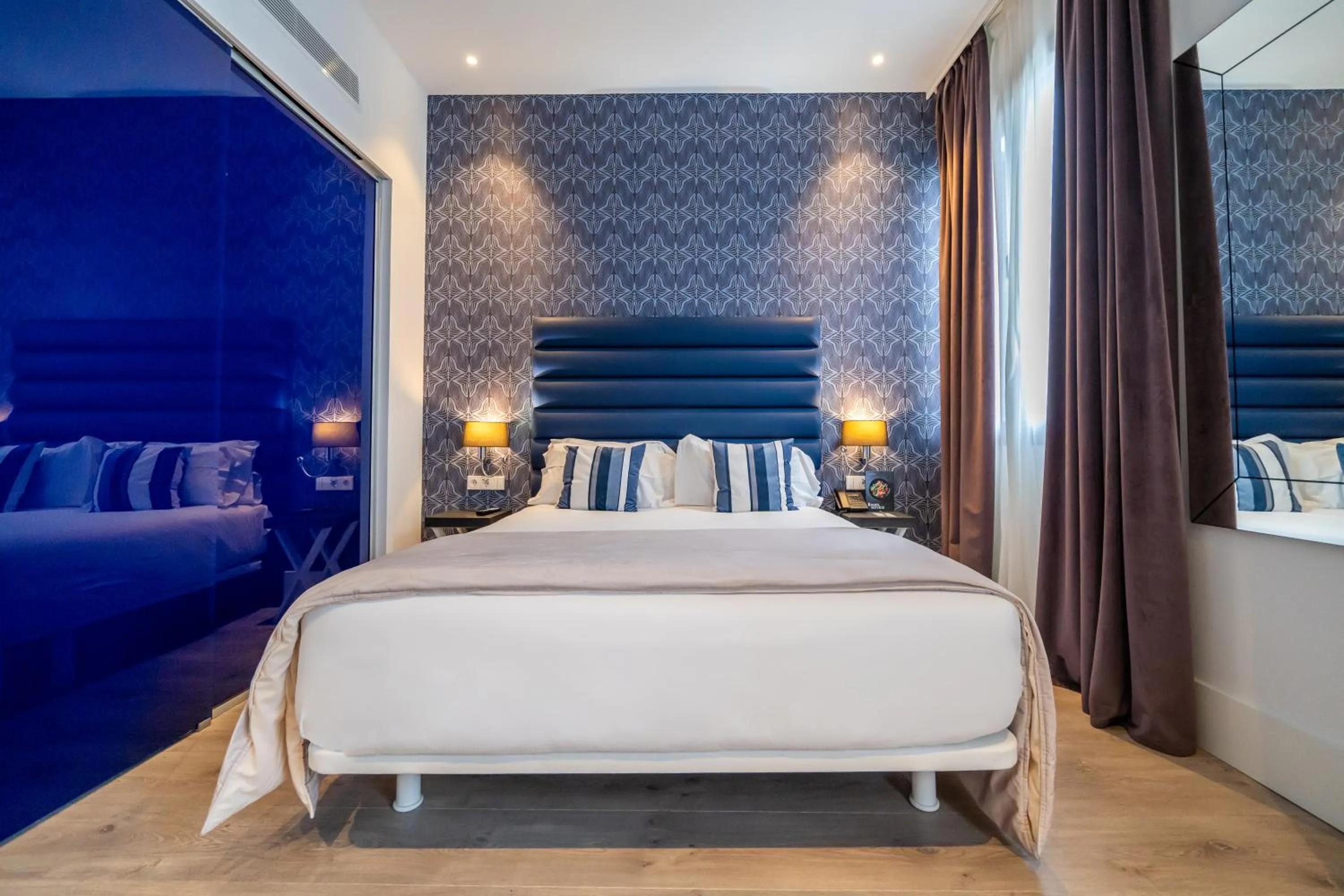 Bedroom, Bed in Abba San Sebastián Hotel