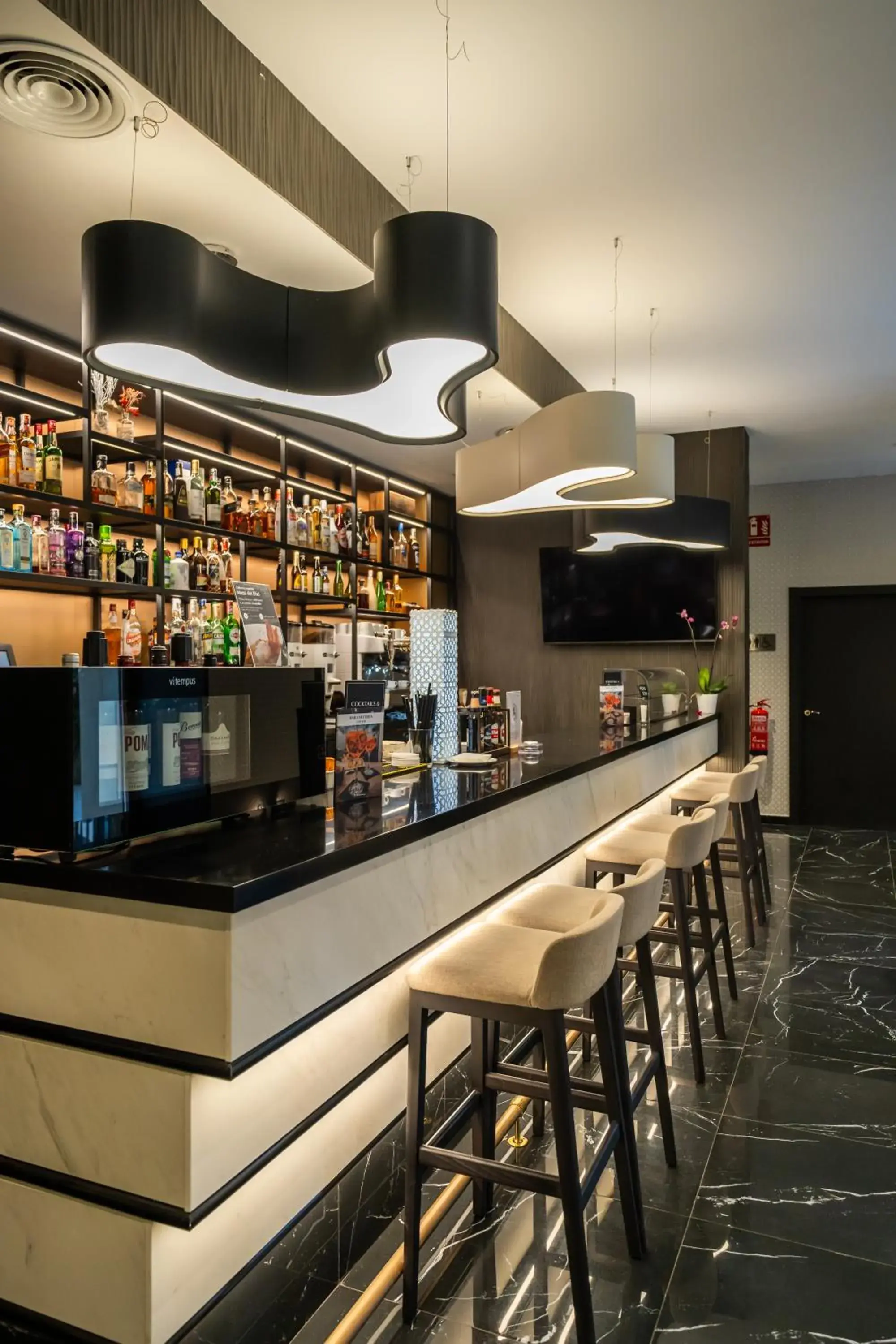 Lounge or bar in Abba San Sebastián Hotel Lounge or bar in Abba San Sebastián Hotel