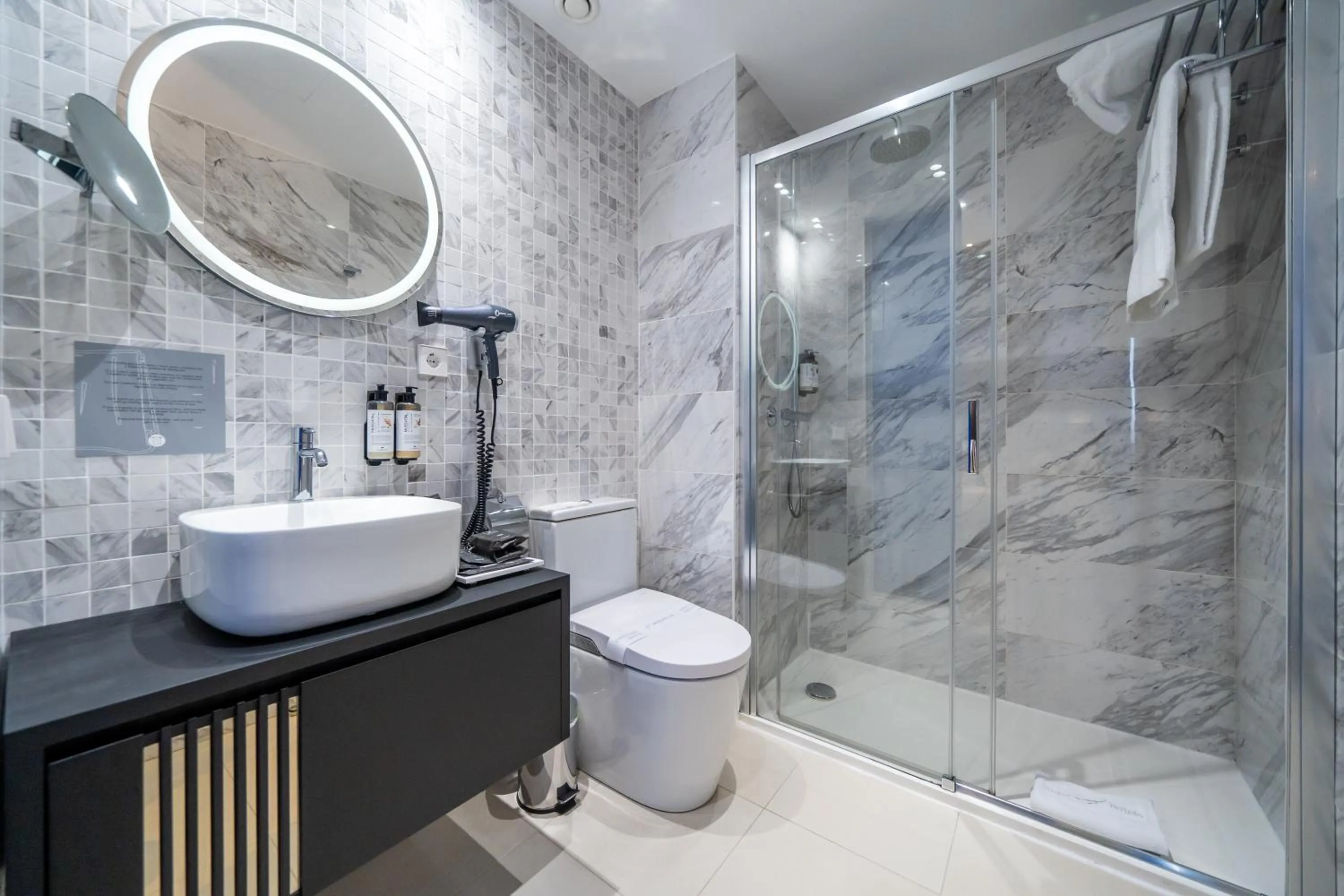 Bathroom in Abba San Sebastián Hotel