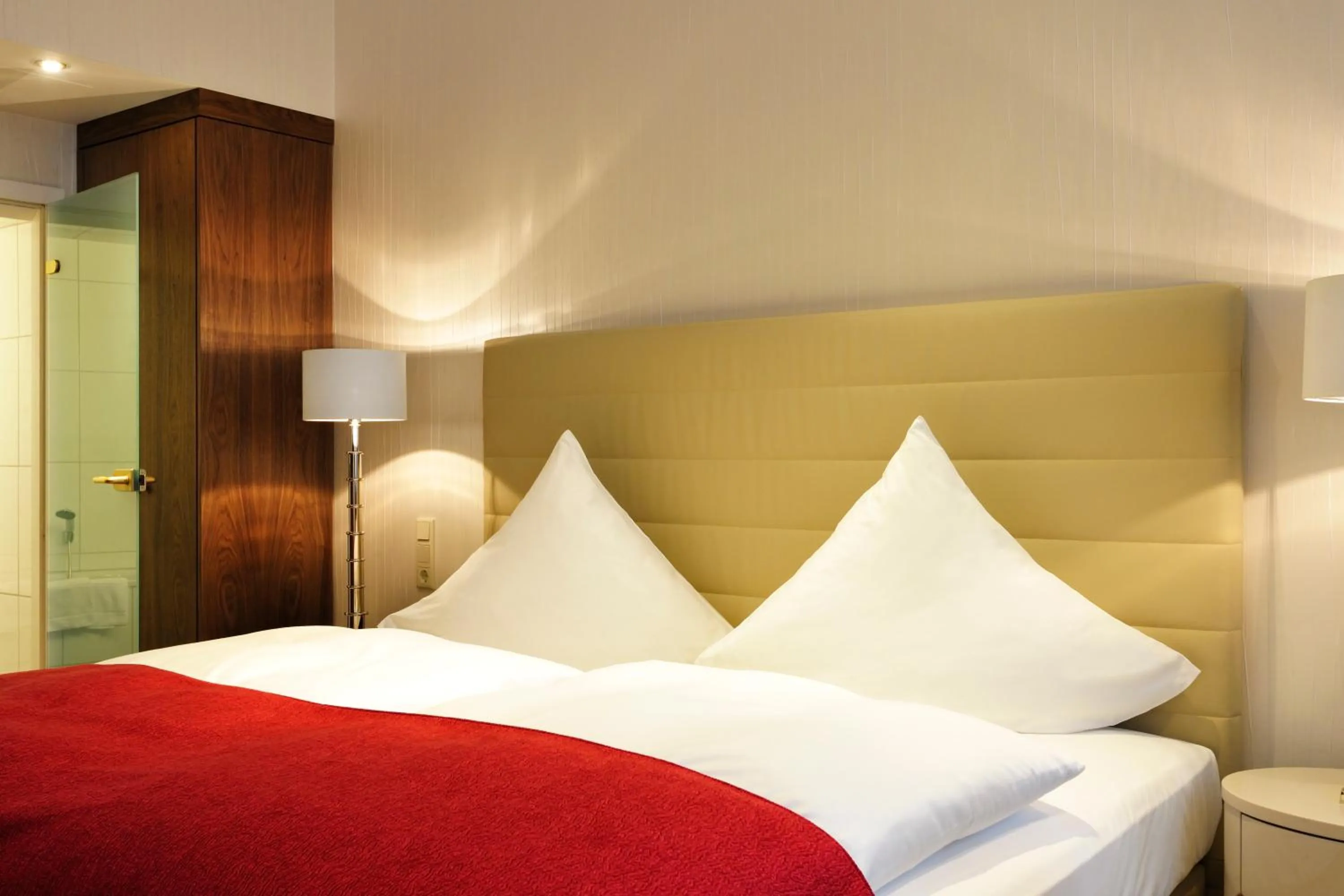 Bed in Kastens Hotel Luisenhof