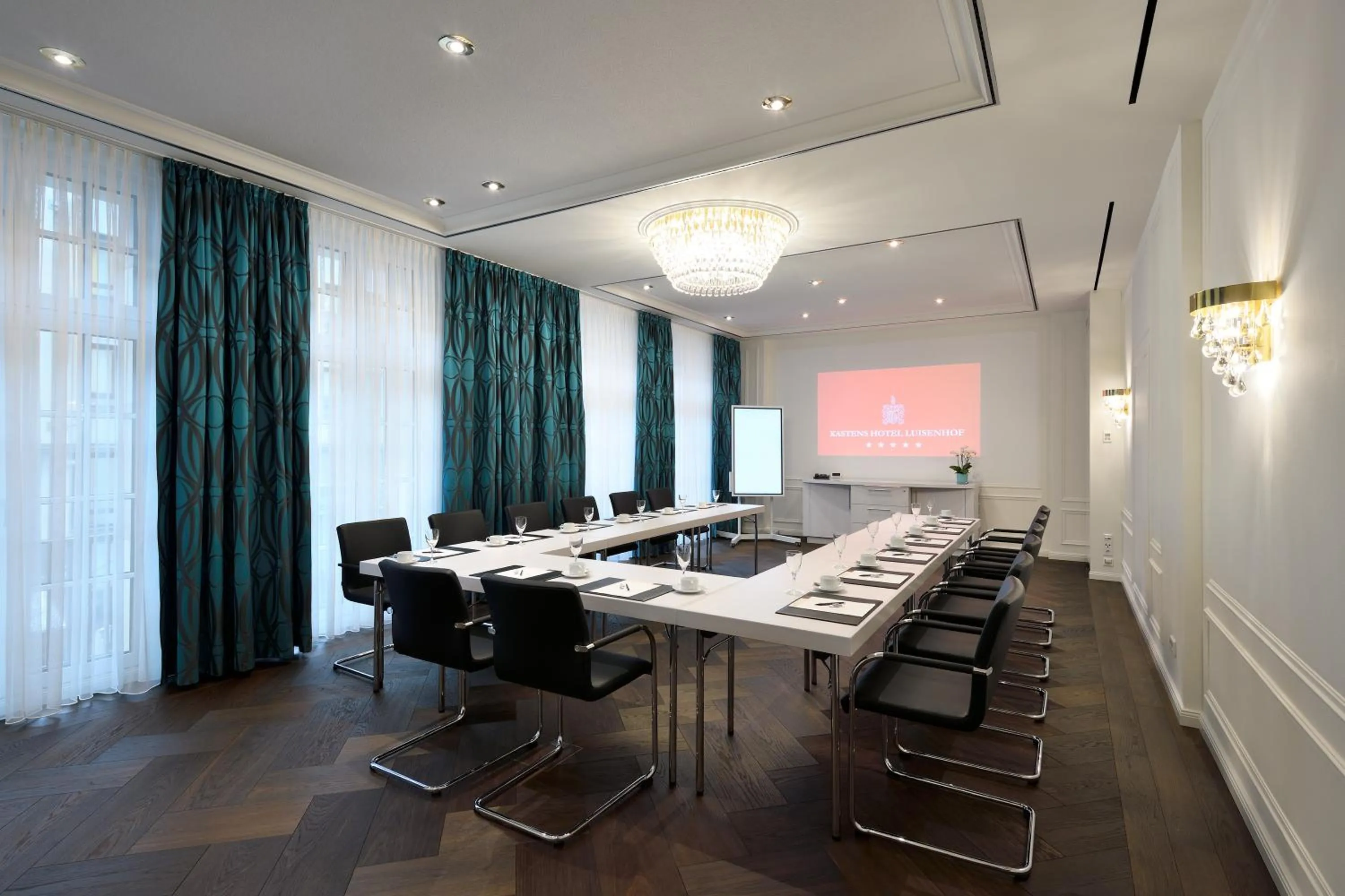 Business facilities in Kastens Hotel Luisenhof